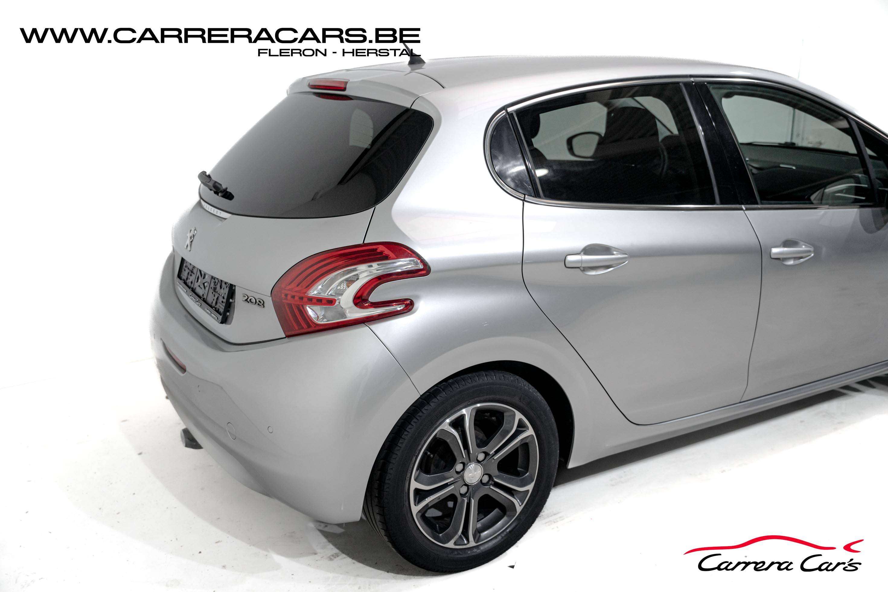 Peugeot 208 1.2i Active*|PDC*CRUISE*CLIMA*ATTELAGE*GARANTIE*|