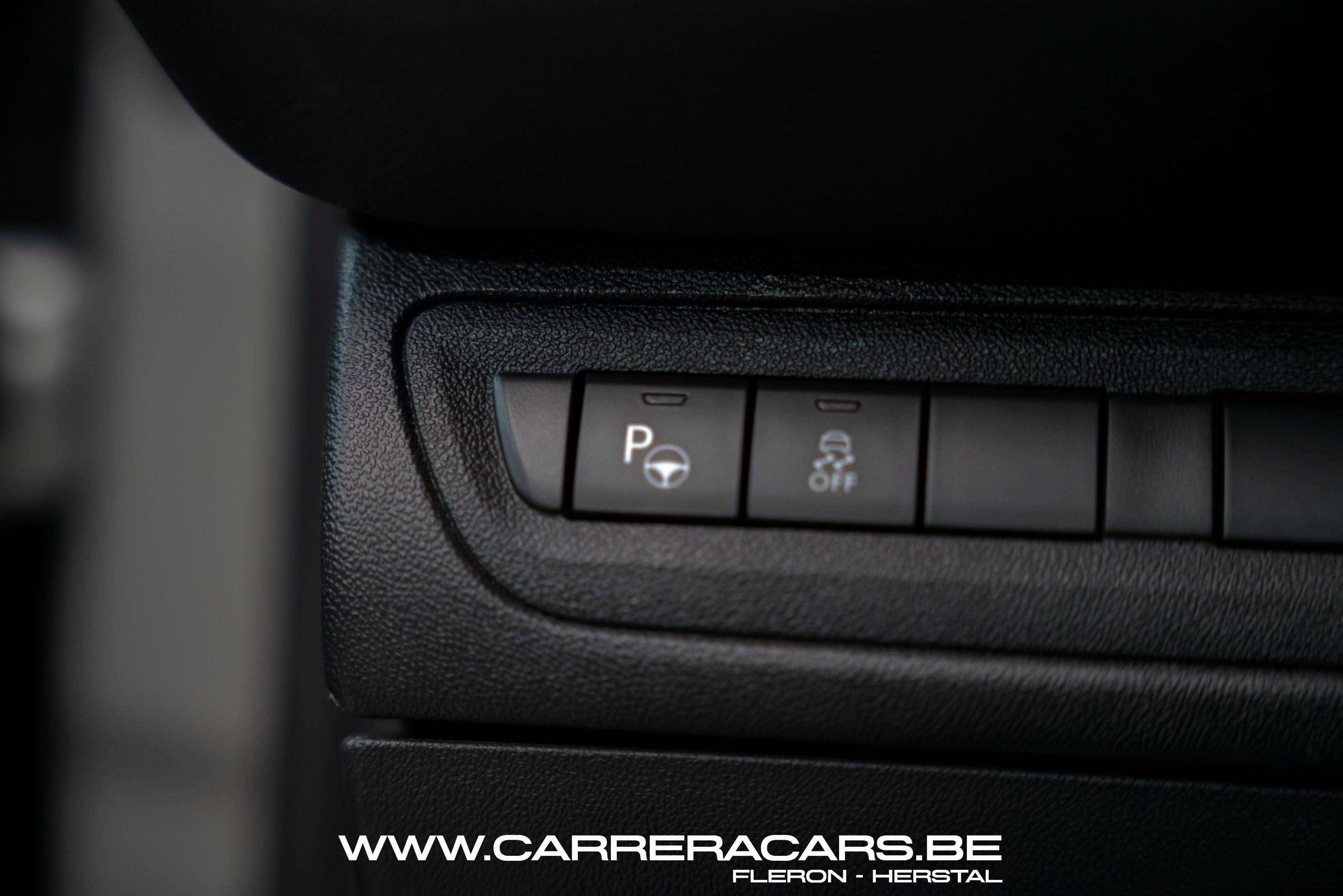 Peugeot 208 1.2i Active*|PDC*CRUISE*CLIMA*ATTELAGE*GARANTIE*|
