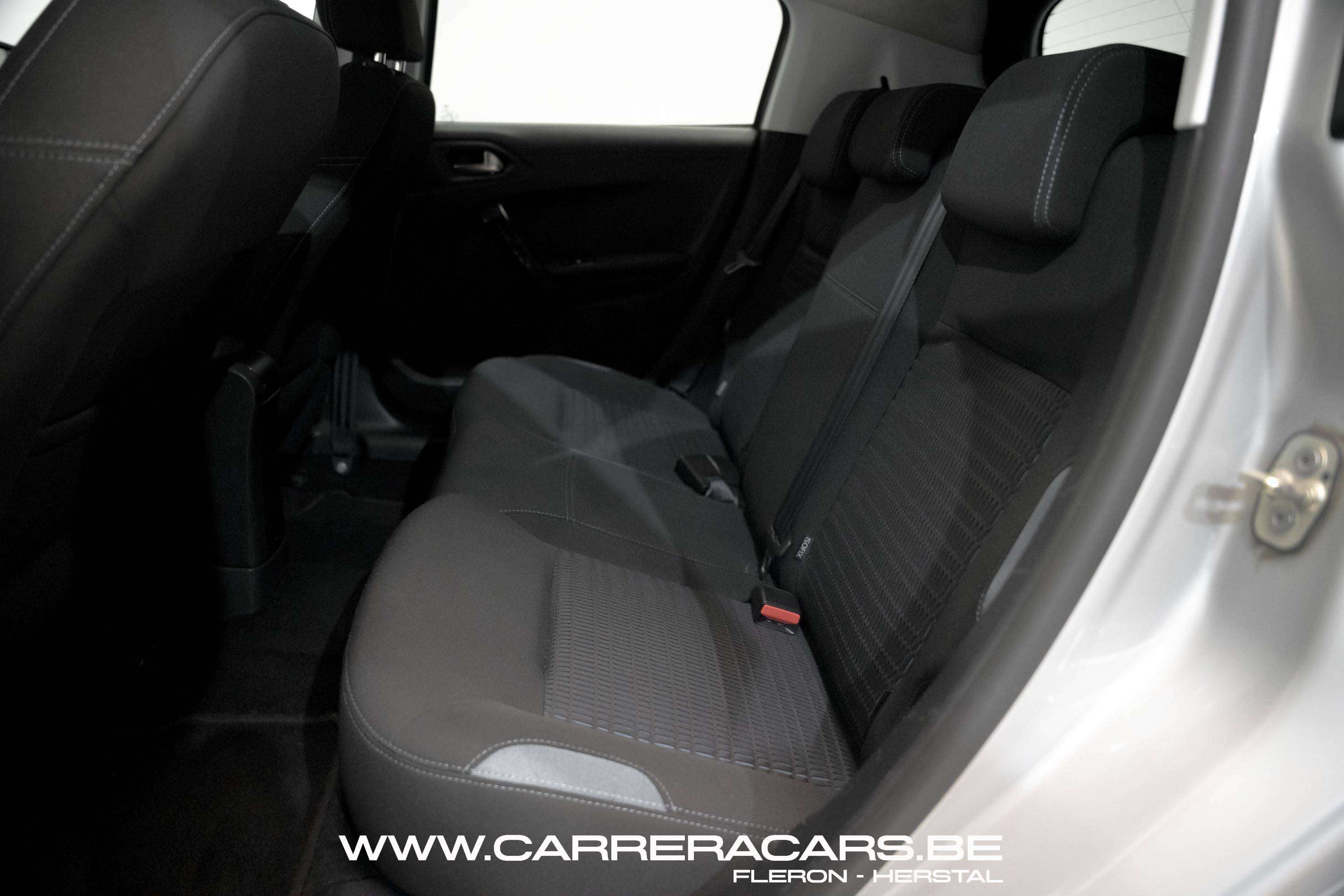 Peugeot 208 1.2i Active*|PDC*CRUISE*CLIMA*ATTELAGE*GARANTIE*|