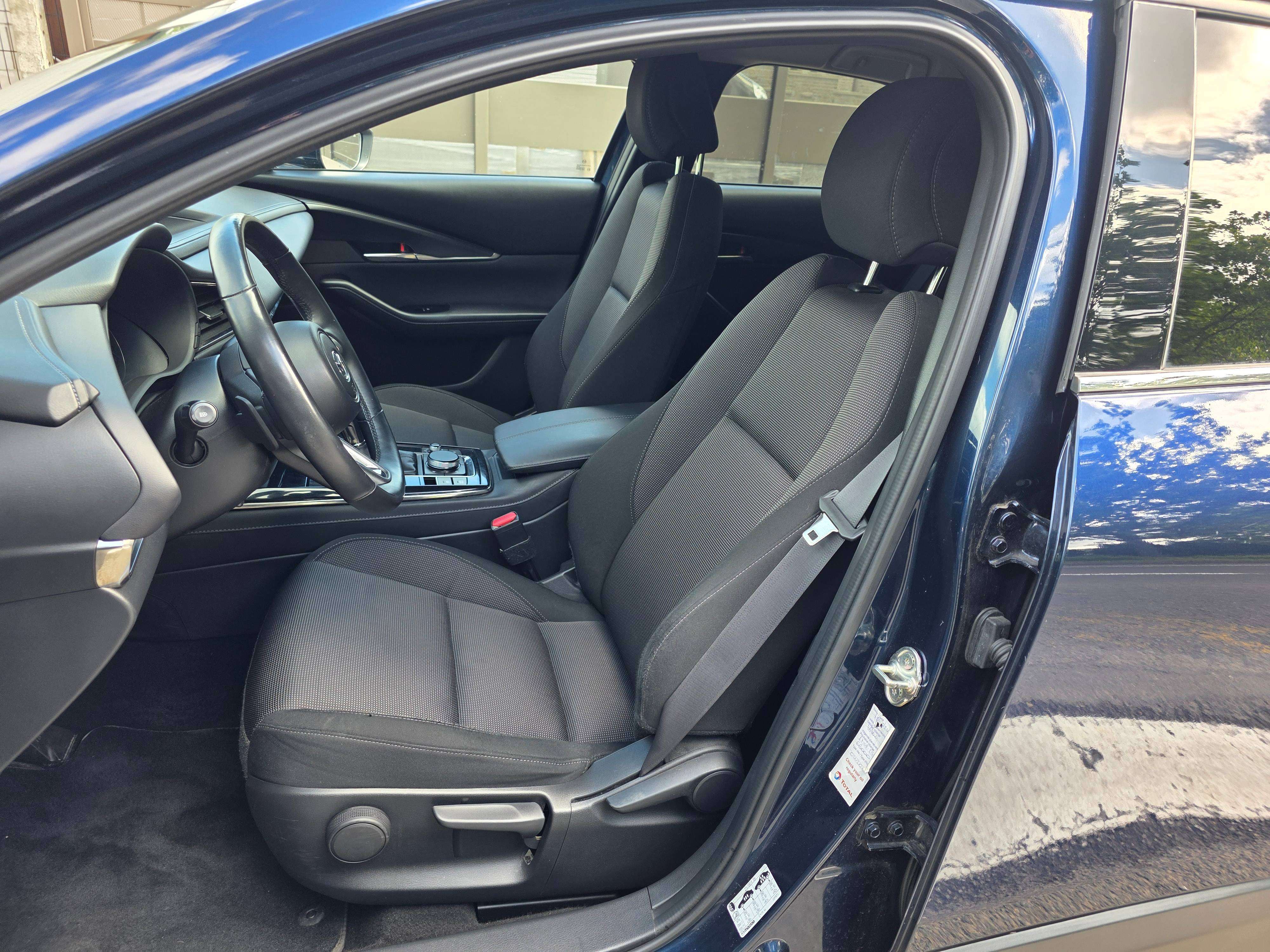 Mazda CX-30 CX-30 2.0i SKYACTIV-G MHE AUT. 1°EIG. 2022' IN PERFECTE STAAT MET VEEL OPTIES !!