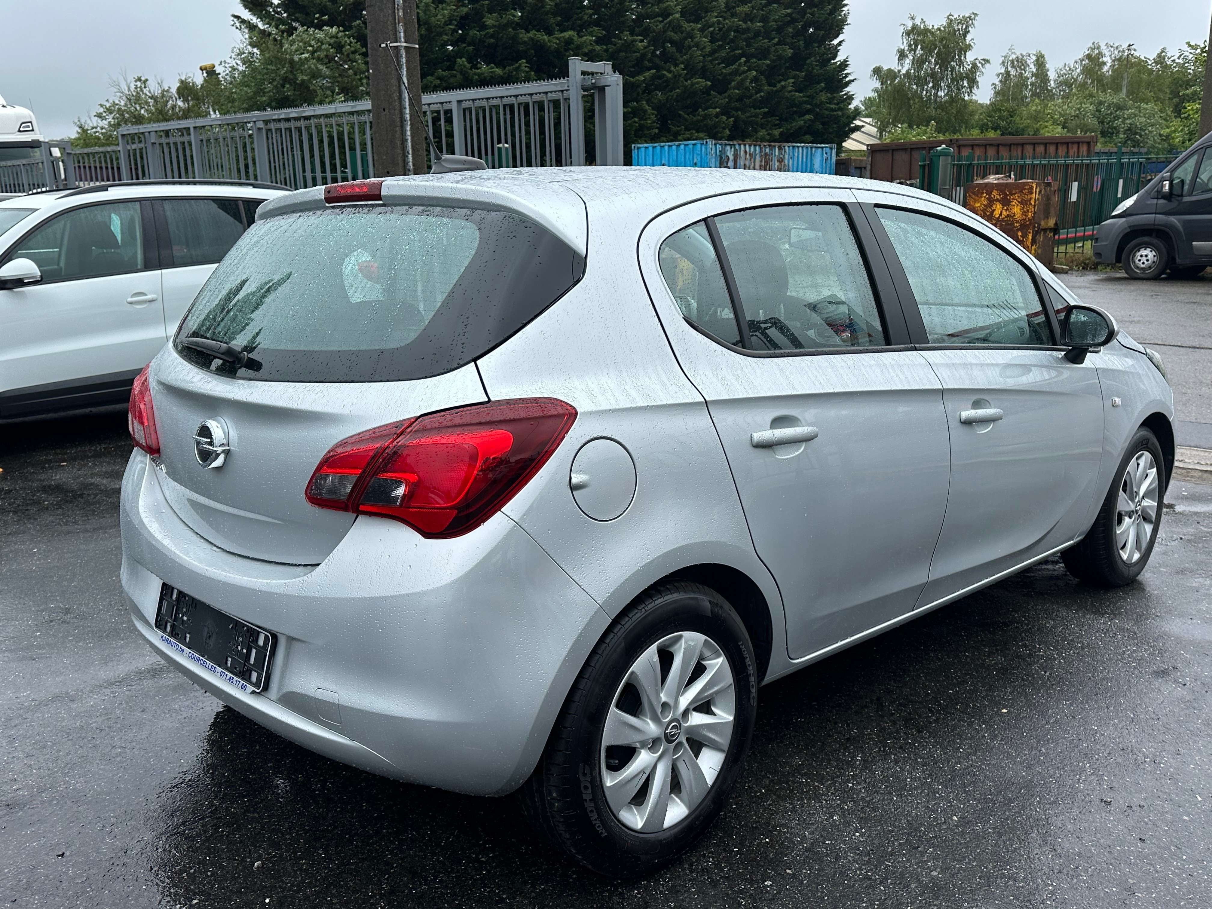 Opel Corsa E 1.2i