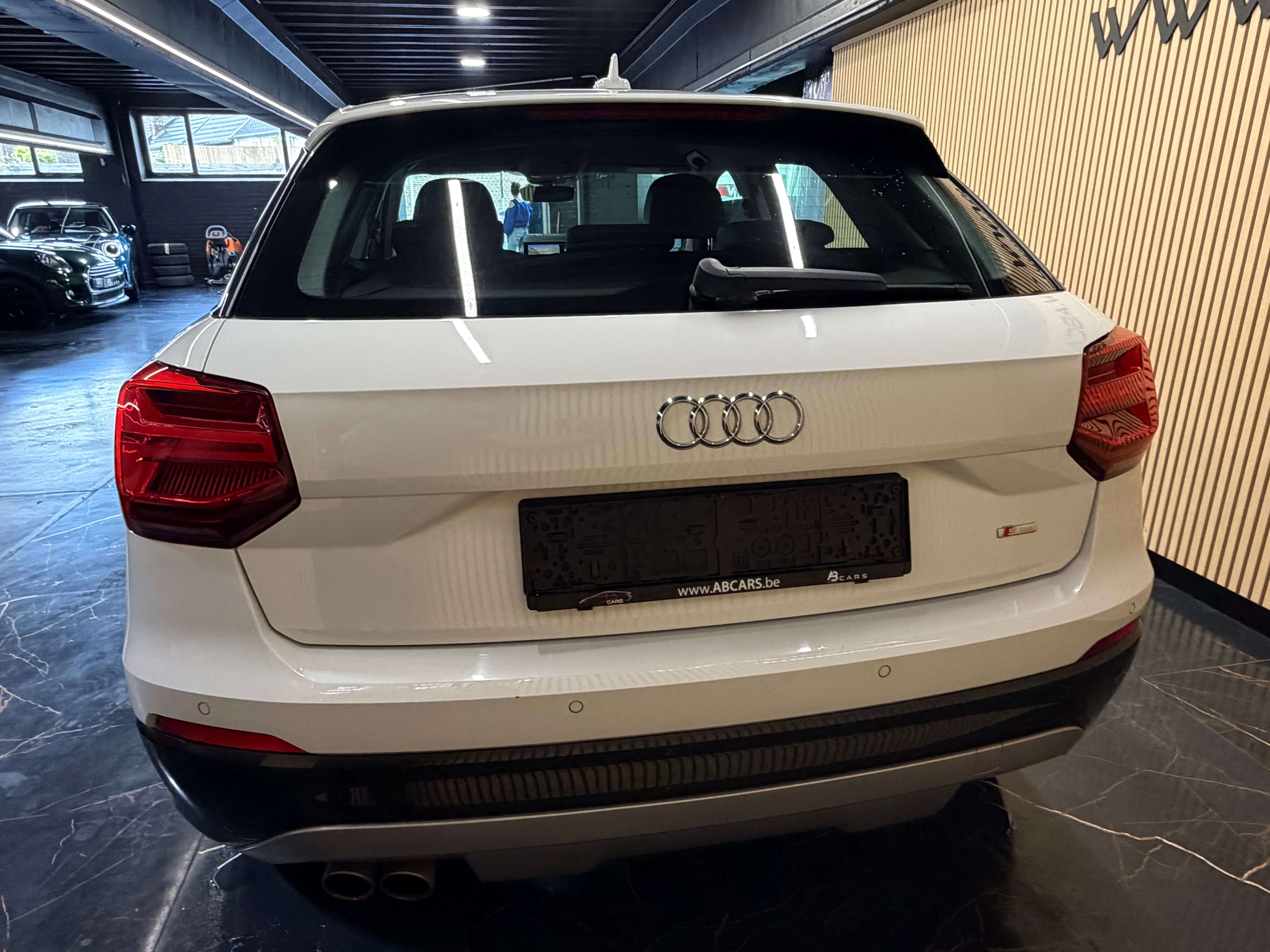 Audi Q2 1.4TFSI S-LINE **BOITE AUTOMATIQUE ** GARANTIE 13 MOIS