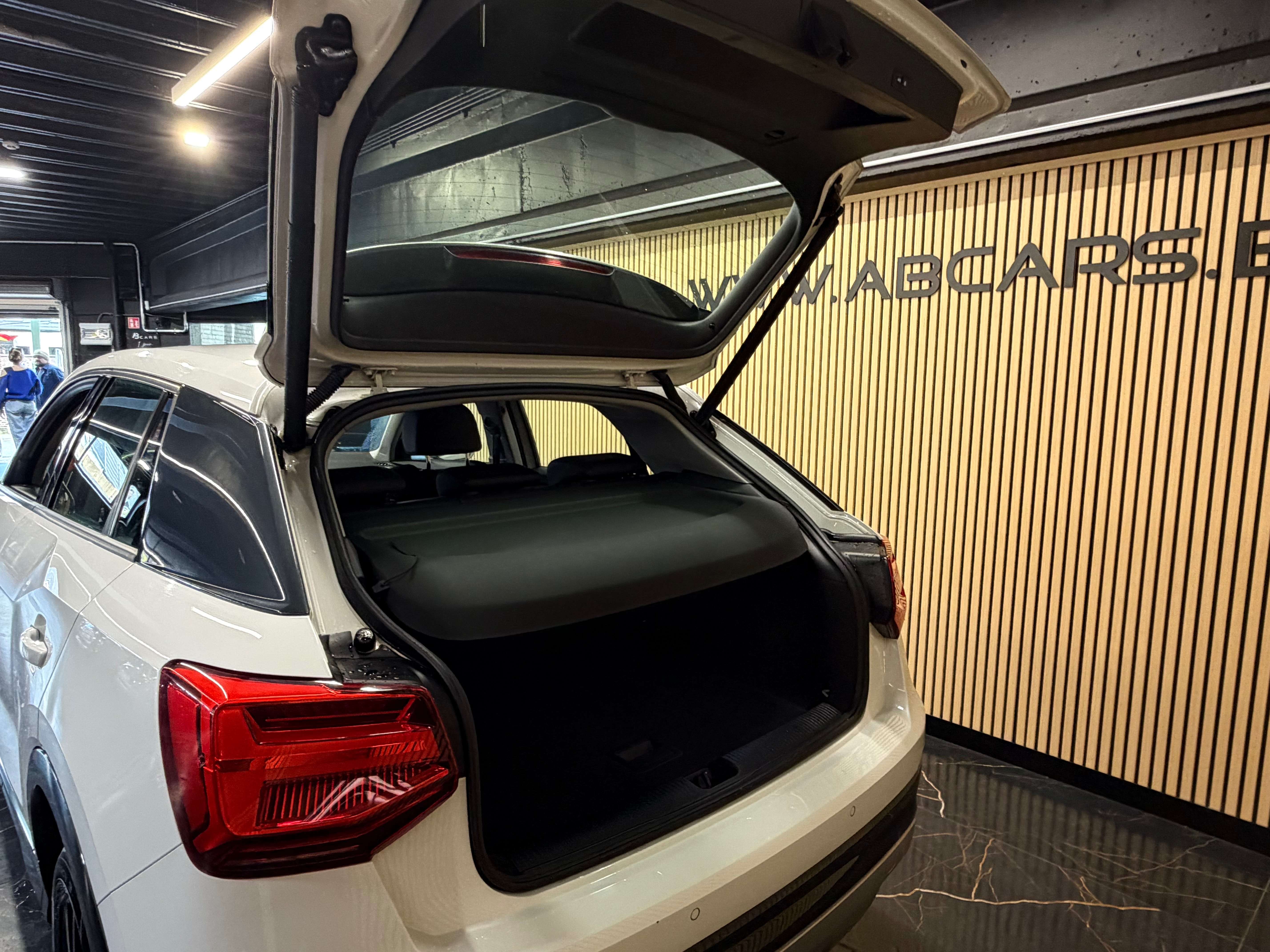 Audi Q2 1.4TFSI S-LINE **BOITE AUTOMATIQUE ** GARANTIE 13 MOIS