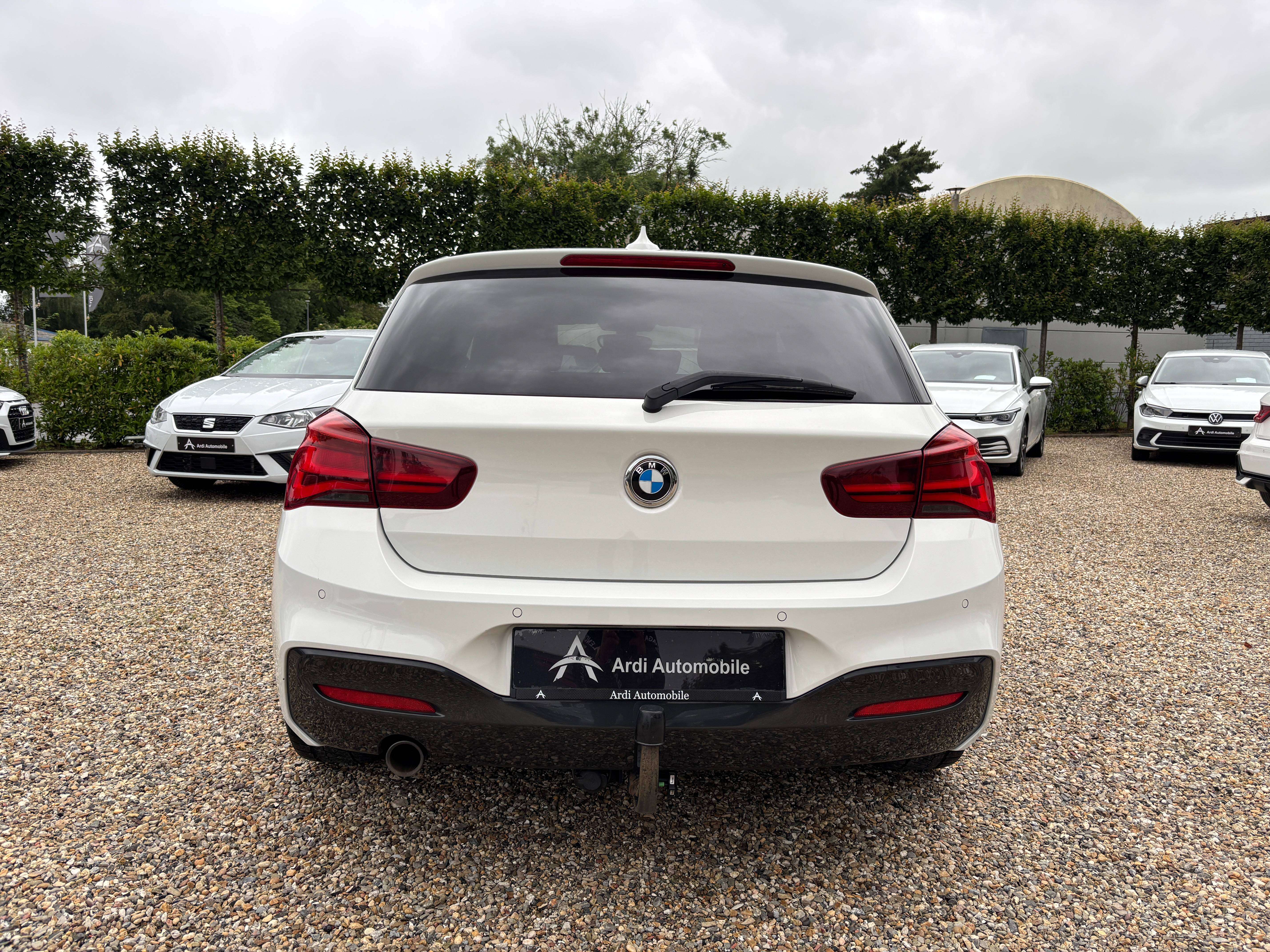 BMW 118 d *PACK M*SIEGE CHAUFF*CAPTEUR AV+AR*LED*1ER PROPRIO*GARANTIE*