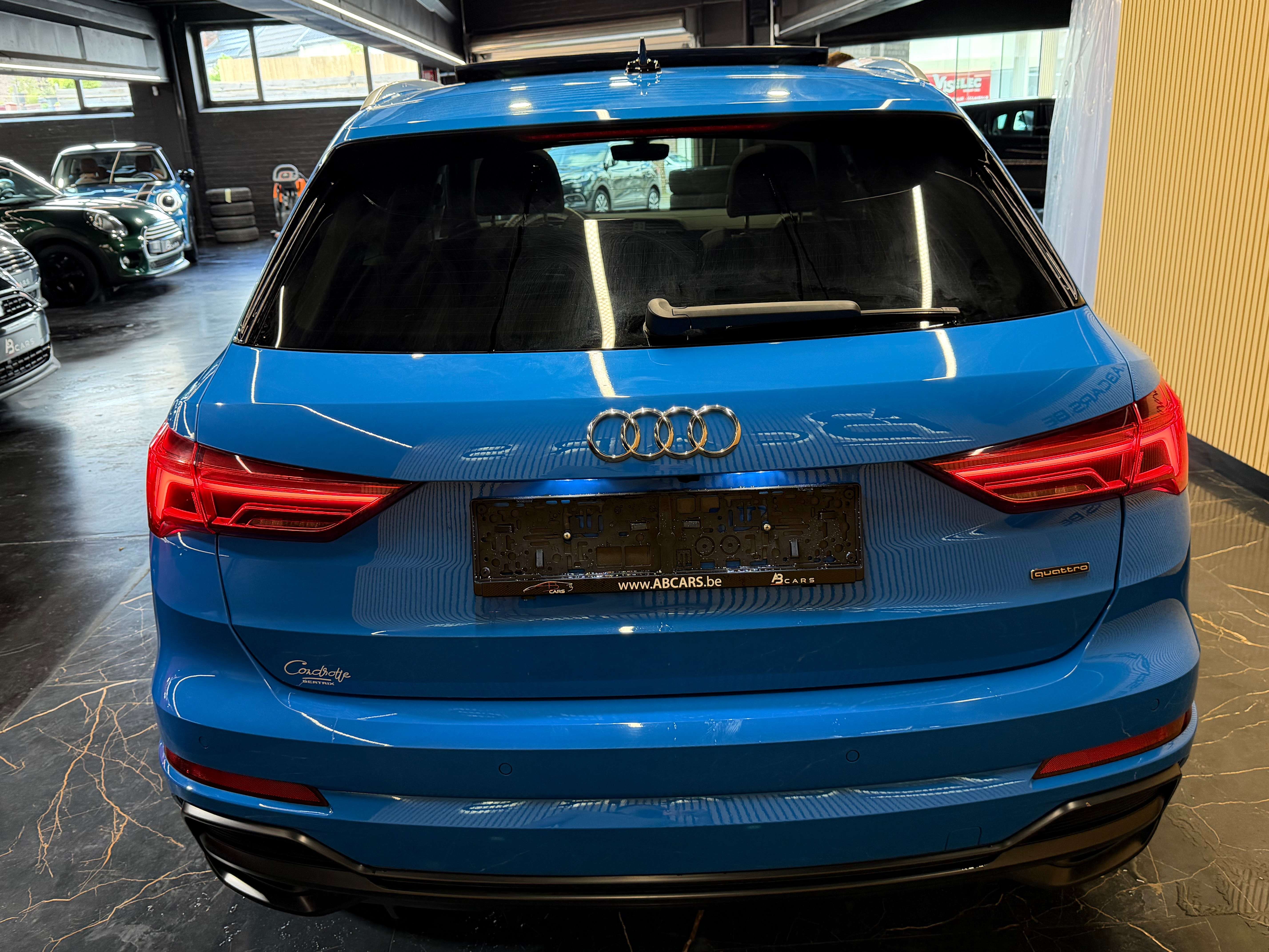 Audi Q3 2.0TFSI S LINE QUATTRO ** 1 ER PROPRIETAIRE ** GARANTIE 12 MOIS **