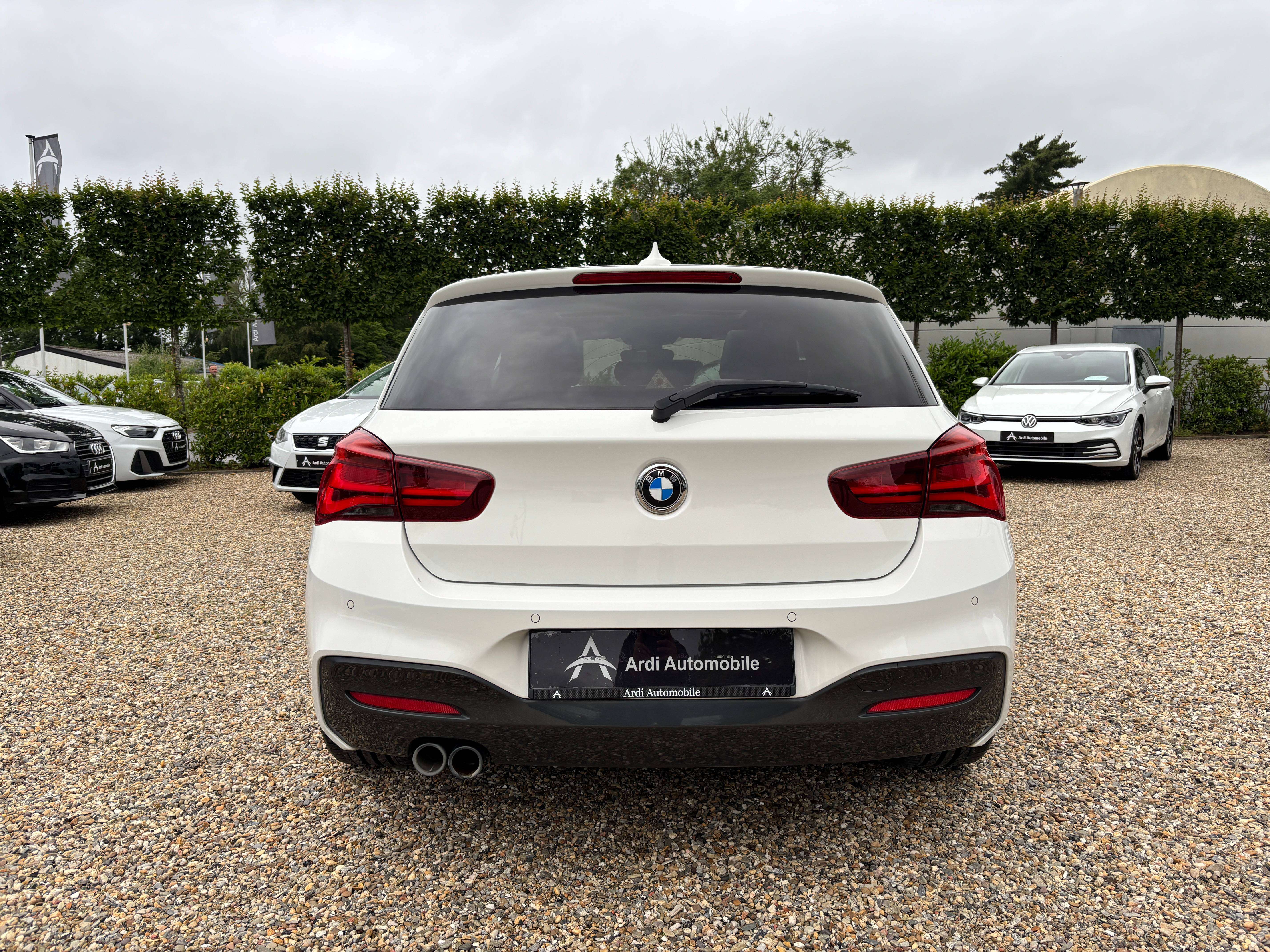 BMW 120 iA *PACK M*TOIT OUV*SIEGE CHAUFF*CAMERA*GARANTIE*