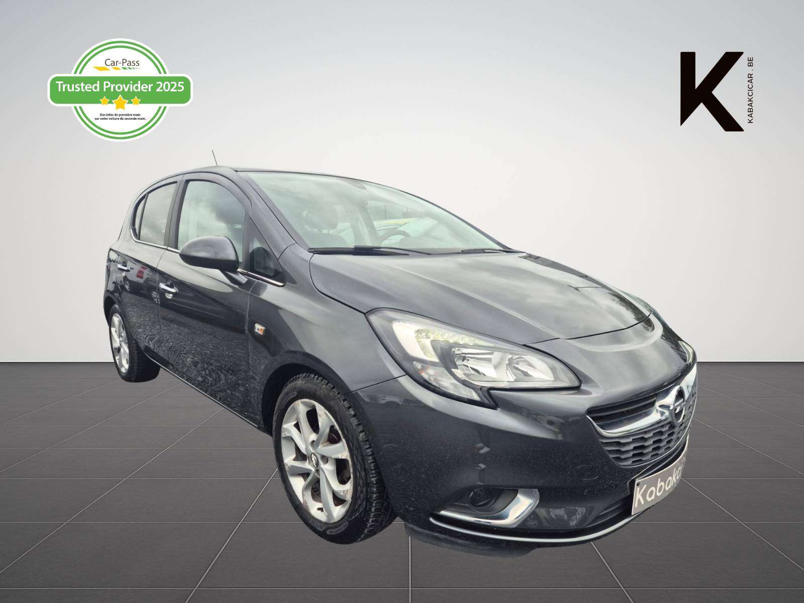 Opel Corsa 1.4i Essentia / 44.925 Km ! / Carplay / Navigation / Garantie 12 mois