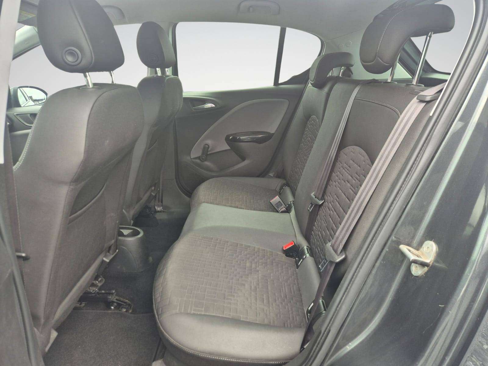 Opel Corsa 1.4i Essentia / 44.925 Km ! / Carplay / Navigation / Garantie 12 mois