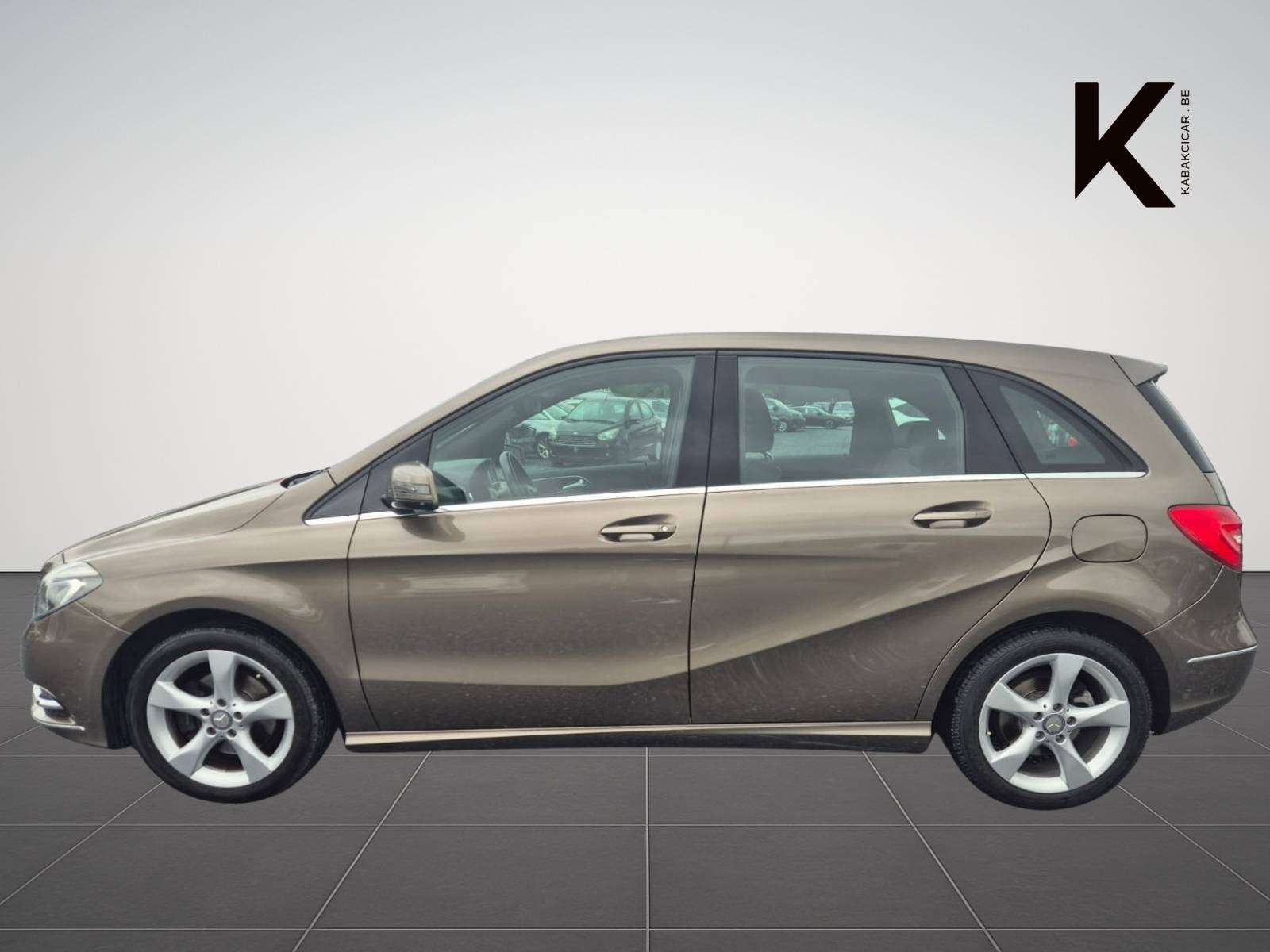 Mercedes-Benz B 180 Bluetooth / Capteurs Avant + Arrière / USB - MP3 / Garantie 12 Mois