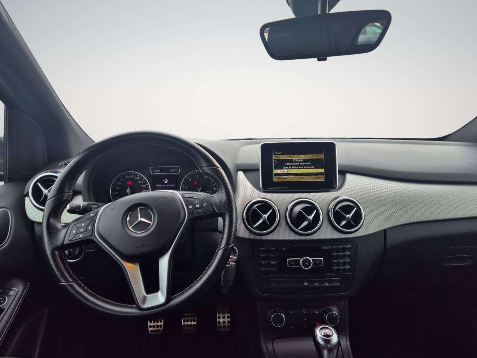 Mercedes-Benz B 180 Bluetooth / Capteurs Avant + Arrière / USB - MP3 / Garantie 12 Mois