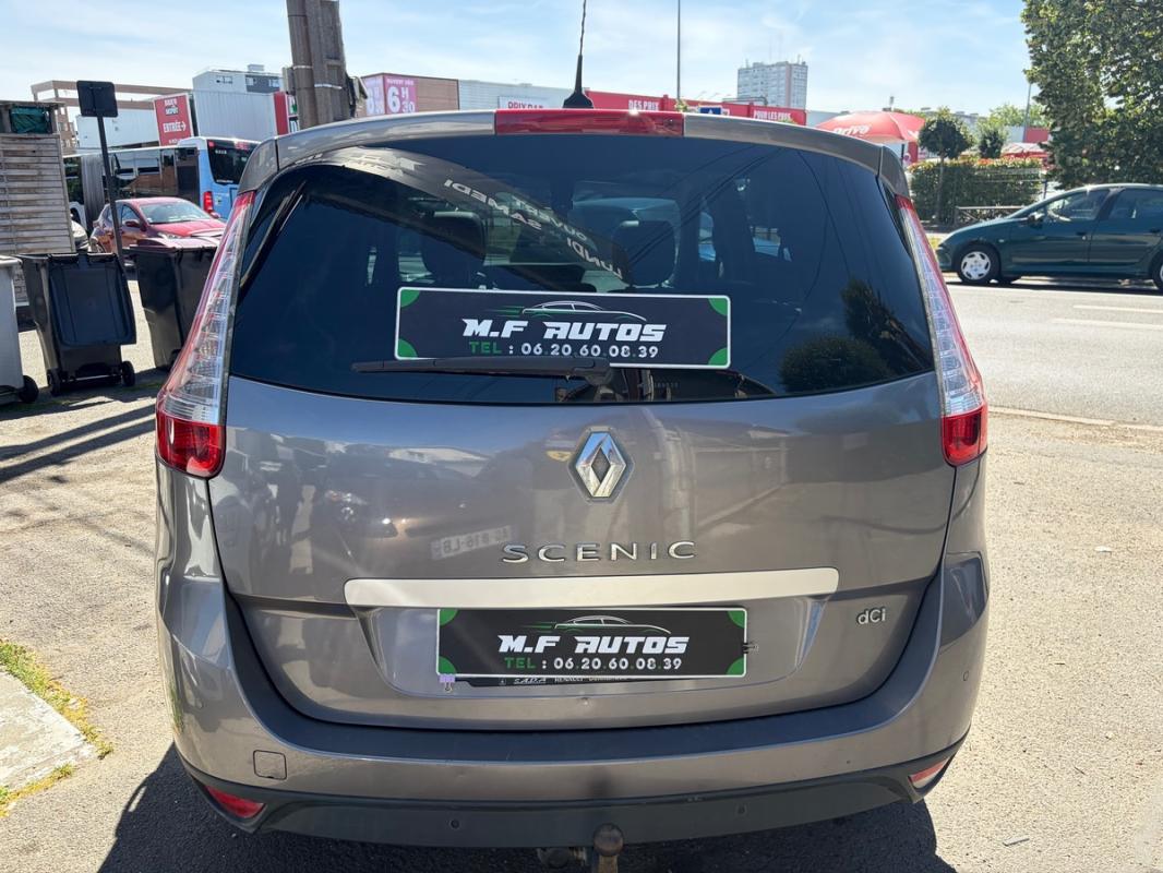 Renault Scenic 1.6l DCI 130 BOSE CHAÎNE DE DISTRIBUTION TOIT OUVRANT CUIR CHAUFFANT GPS PAYÉ EN 3Foi