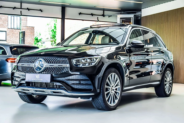 Mercedes-Benz GLC 300 e 4-Matic AMG-Line 09/2021 - Full Option!