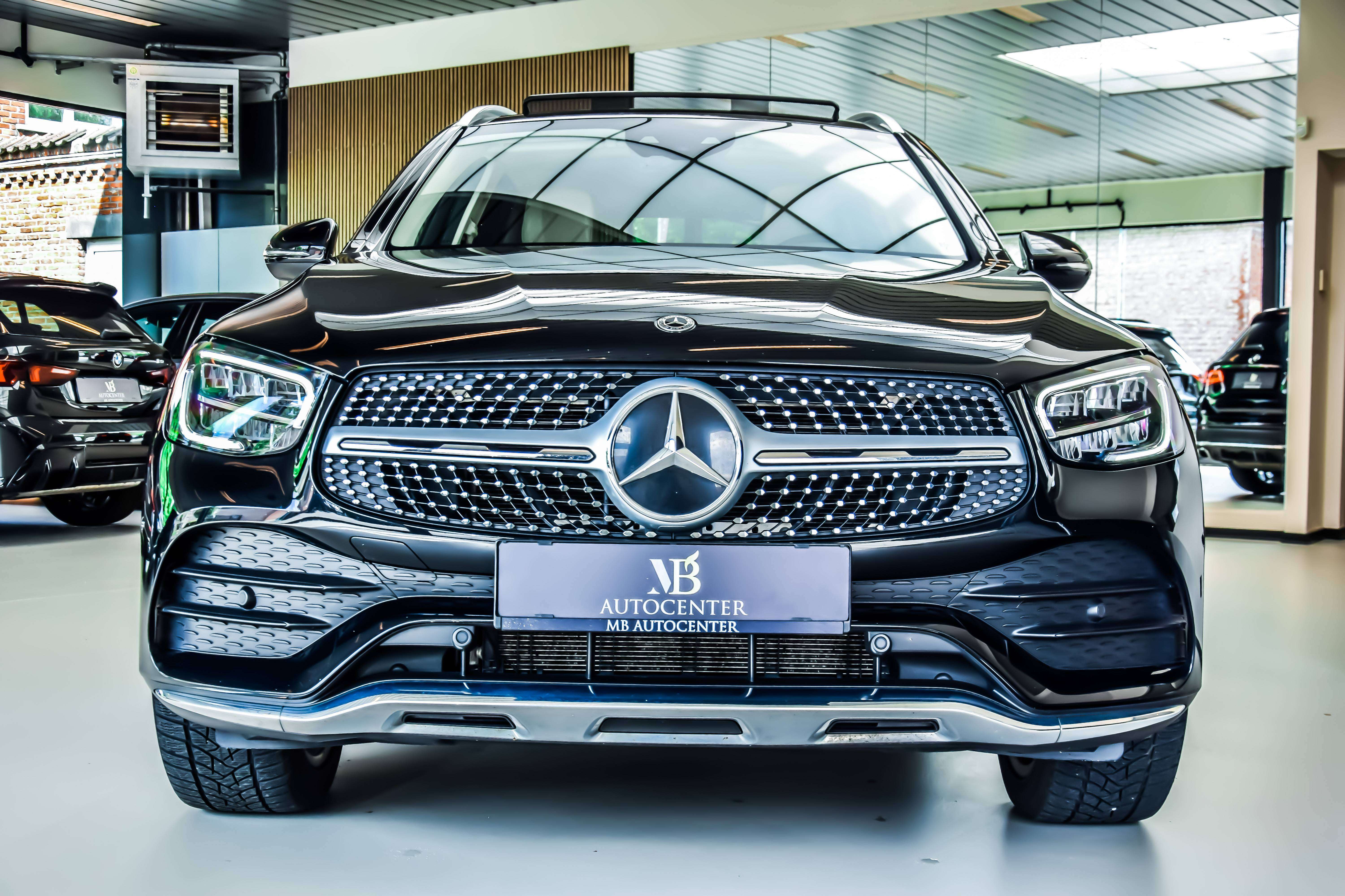 Mercedes-Benz GLC 300 e 4-Matic AMG-Line 09/2021 - Full Option!
