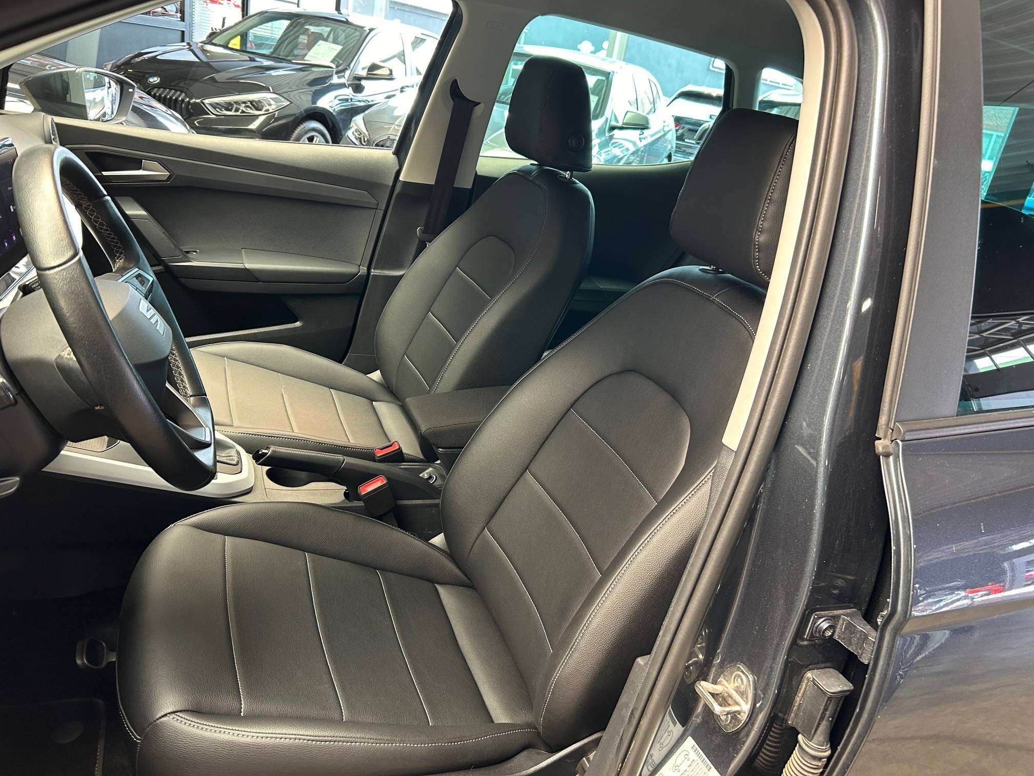 SEAT Arona 1.0 TSI DSG Alu/Leder/Led/Pdc/Cruise *1j garantie*