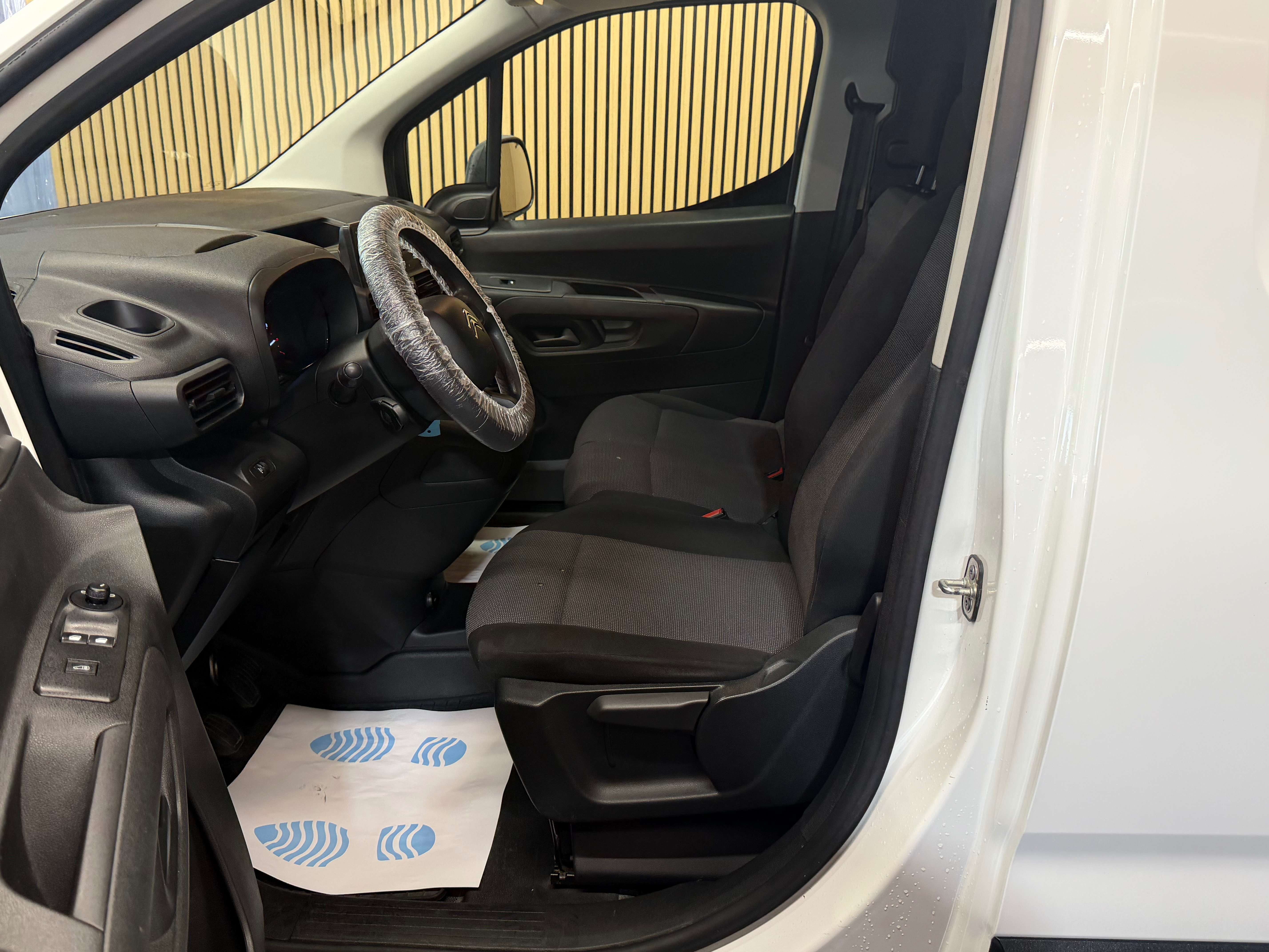 Citroen Berlingo 1.5 BlueHDi * UTILITAIRE 3 PLACES ** GARANTIE 12 MOIS