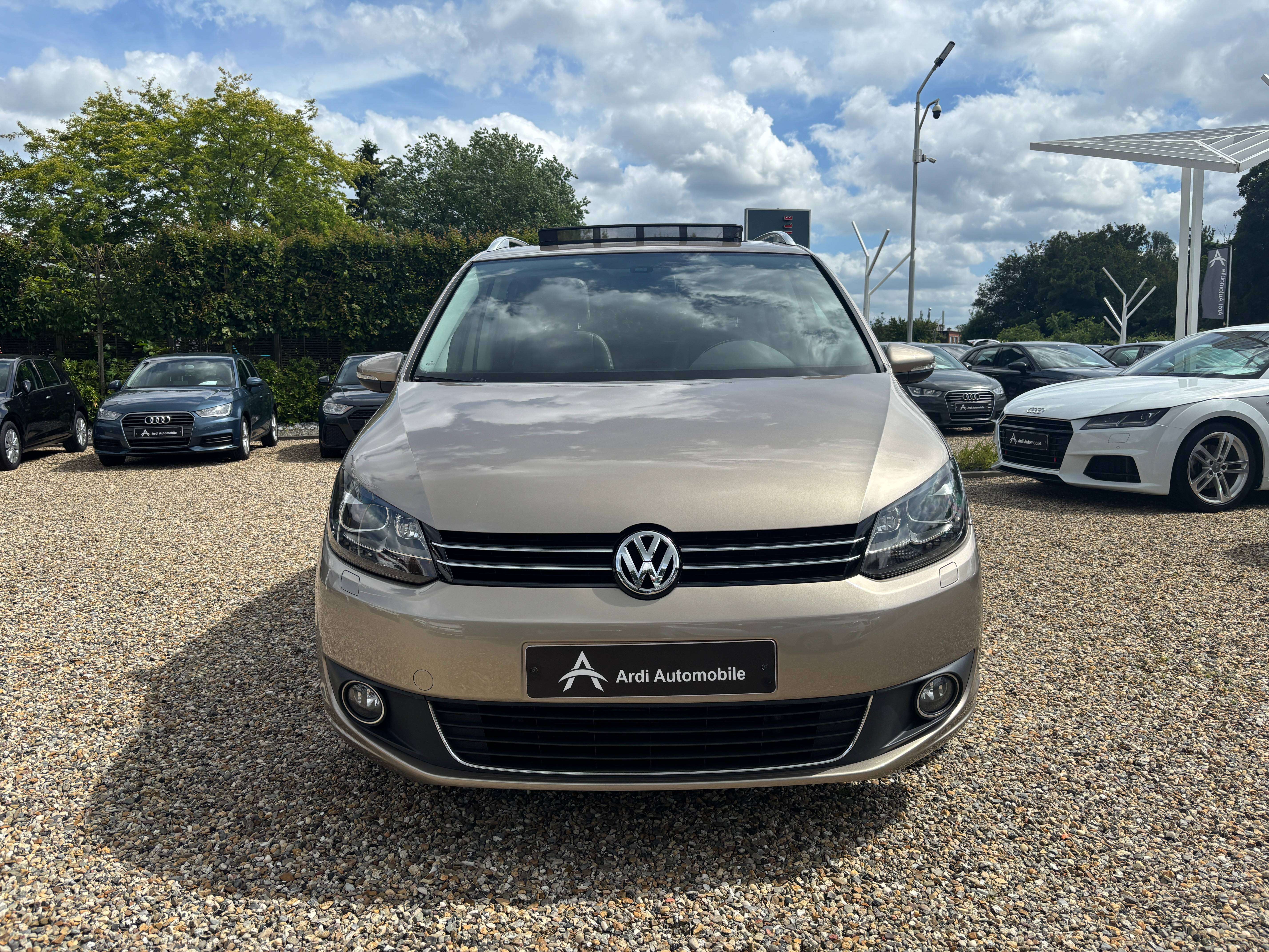 Volkswagen Touran 1.6 TDi DSG *7 PLACES*TOIT OUV*1ER PROPRIO*GARANTIE*