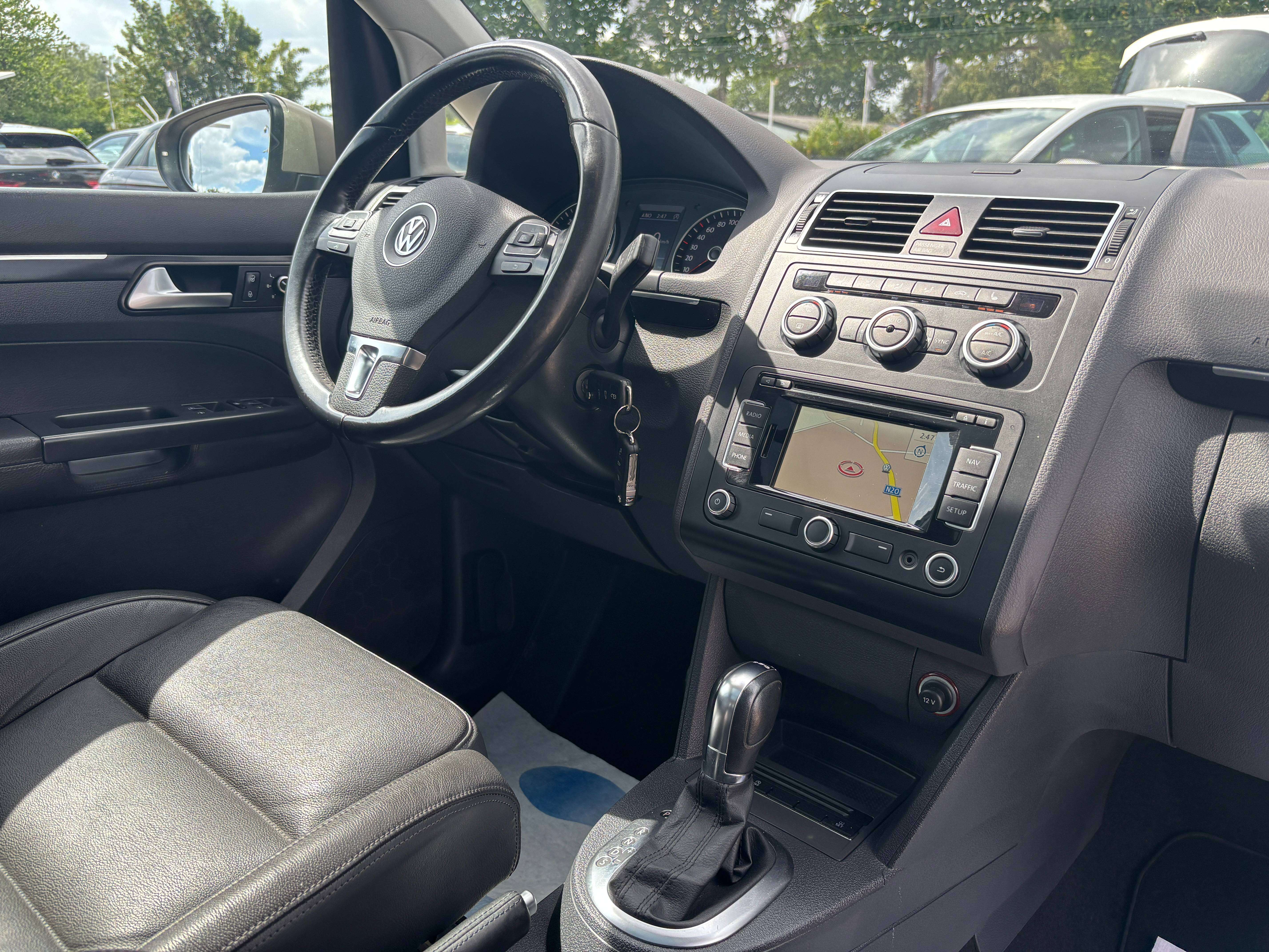 Volkswagen Touran 1.6 TDi DSG *7 PLACES*TOIT OUV*1ER PROPRIO*GARANTIE*