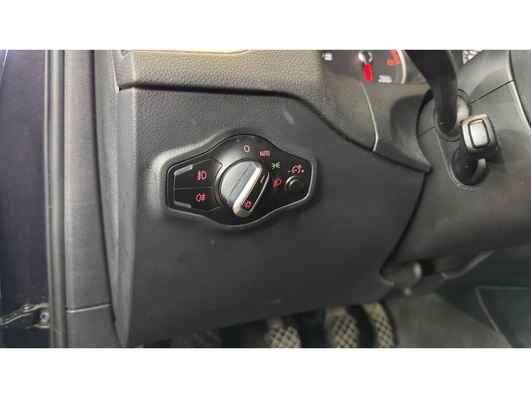Audi Q5 Quattro 2.0 TDI clean diesel - 190ch CIEL DE TOIT OUVRANT PACK CUIR/ALCANTARA