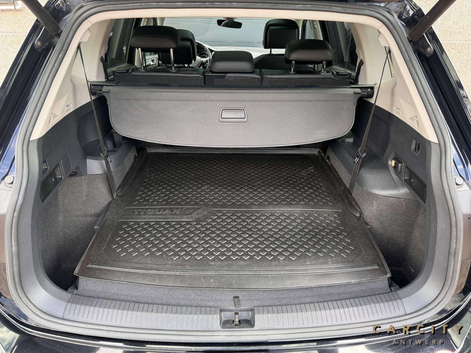 Volkswagen Tiguan Allspace Tiguan Allspace 1.4 TSI ACT Highline BMT DSG 7 PLAATS | PANO | NAVI | CAMERA | VOLLEDER | TREKHAAK |