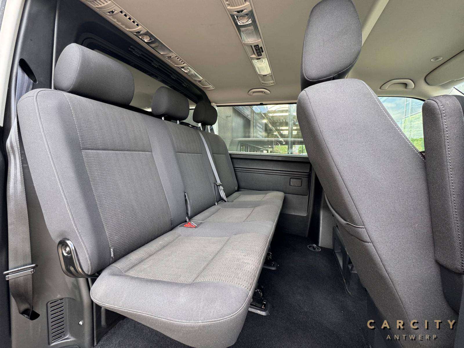 Volkswagen T6 Caravelle T6 Caravelle 2.0 TDI Dubbelcabine | TREKHAAK | 5-ZIT | BLUETOOTH | AIRCO |