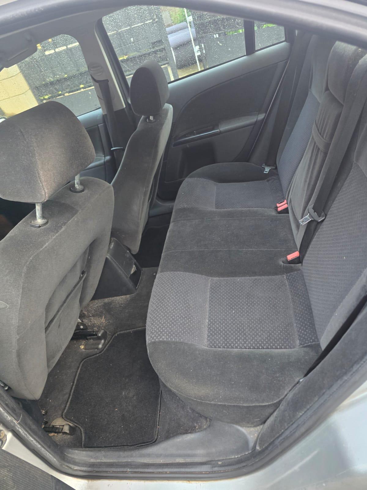 Ford Mondeo III (2) 1.8 TDCI 125 GHIA X BVM6 5P
