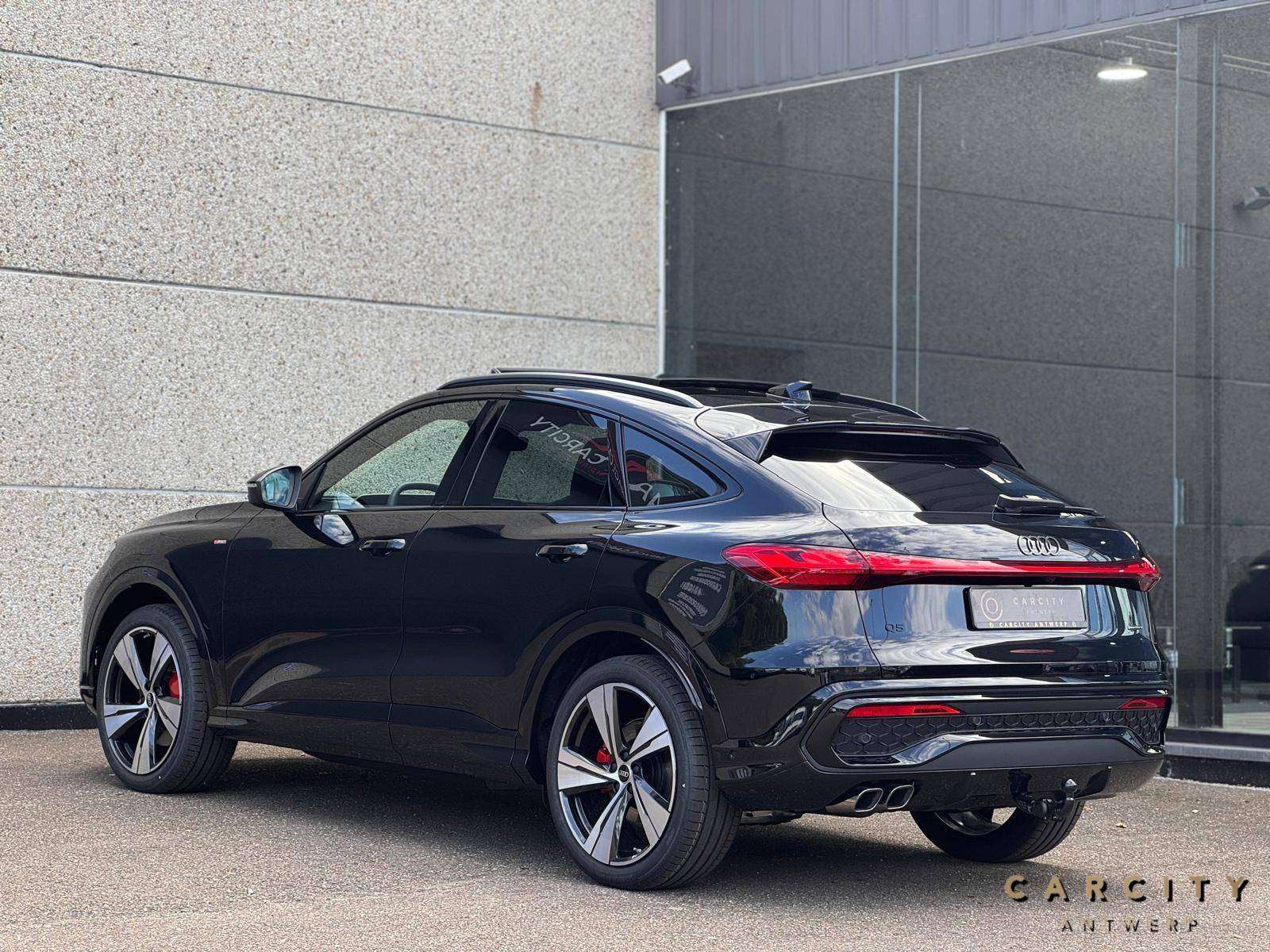 Audi Q5 Q5 Sportback 2.0 TDi Quattro S line S tronic S line | HUD | PANO | TREKHAAK | PASSAGIERSCHERM | MASSAGE | CAMERA |