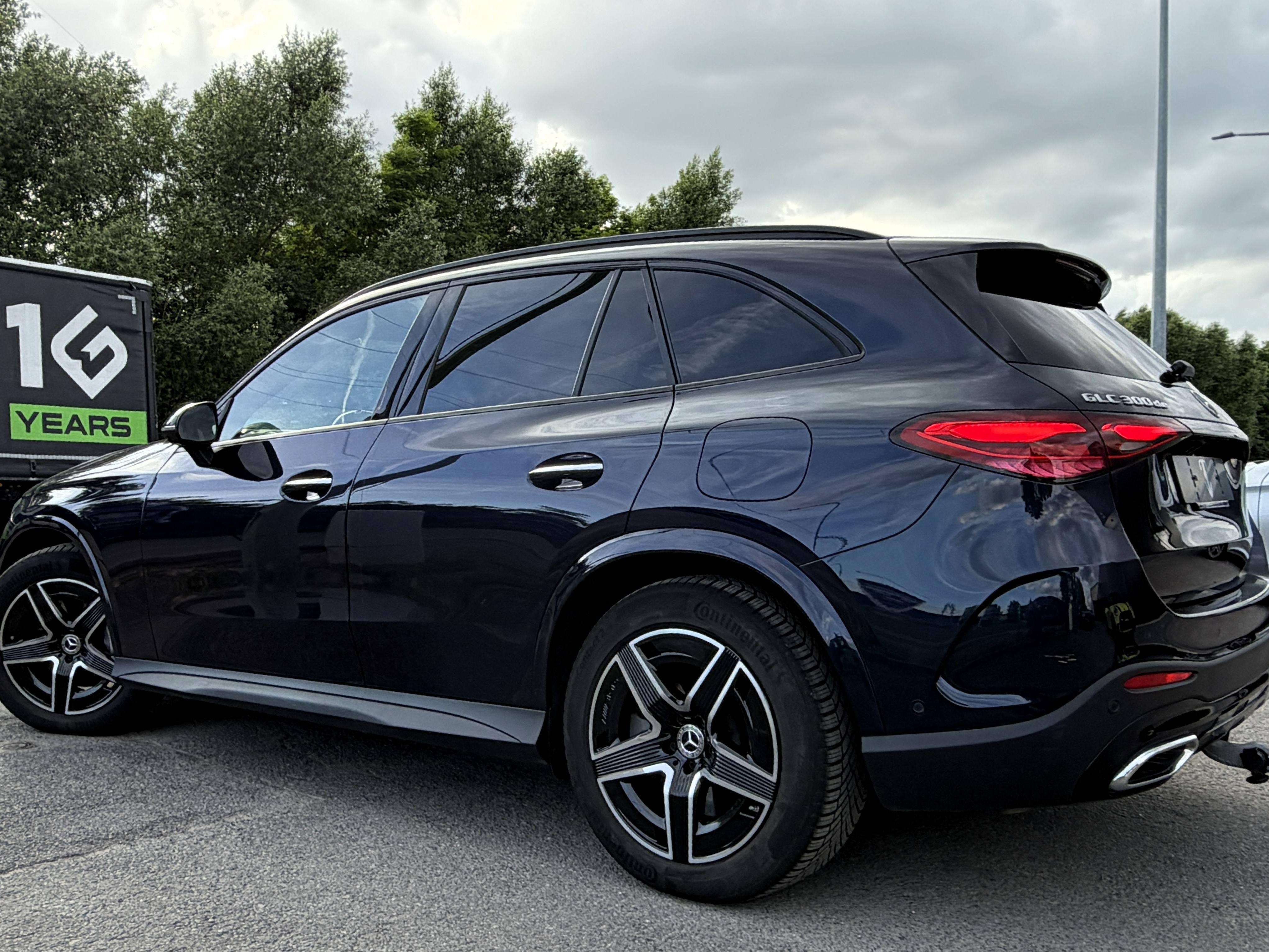 Mercedes-Benz GLC 300 de PHEV 4MATIC AMG Line AIRMATIC/CAMERA360/DISTRONIC/KEYLESS/DIGITAL LIGHT
