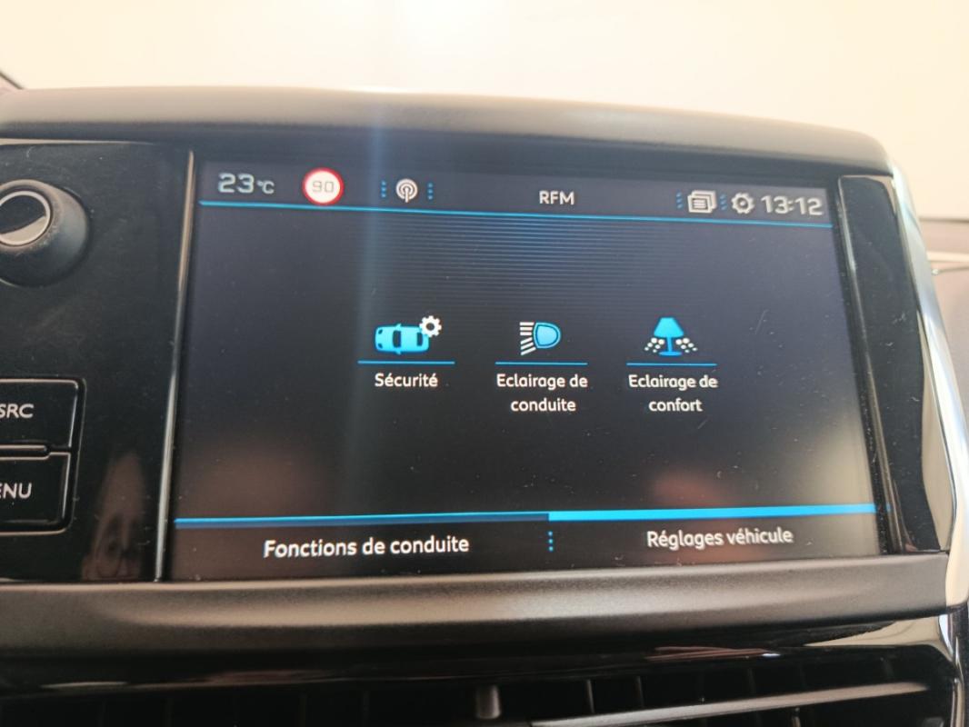 Peugeot 2008 Puretech 110 S&S EAT6 ALLURE