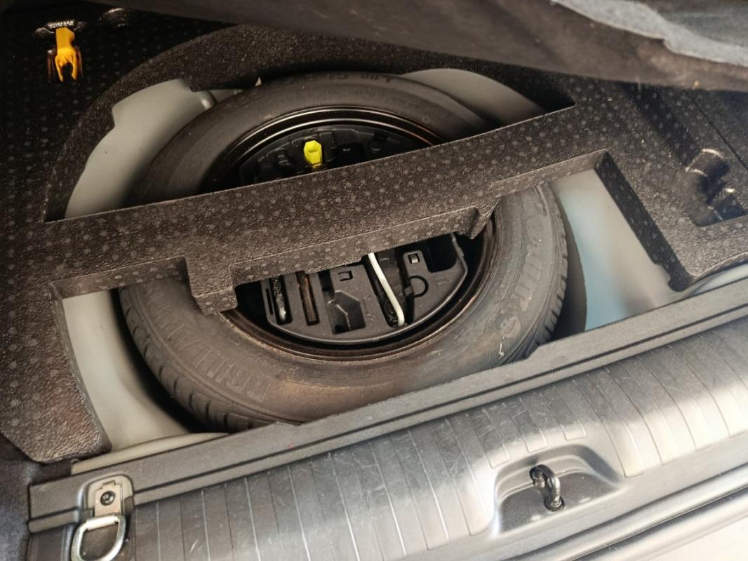 Peugeot 2008 Puretech 110 S&S EAT6 ALLURE