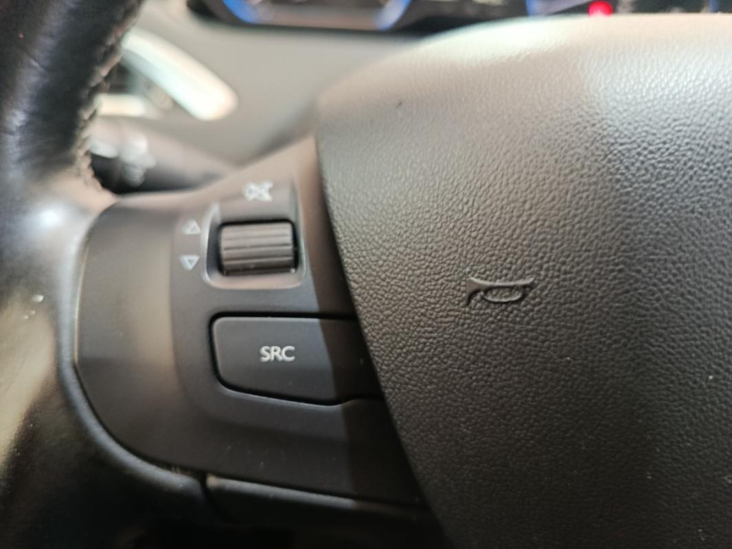 Peugeot 2008 Puretech 110 S&S EAT6 ALLURE