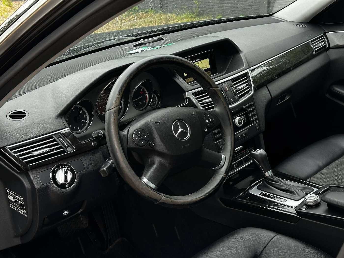 Mercedes-Benz E 220 CDI BE Avantgarde AUTOMATIQUE/XENON/LED/CUIR/SENSOR/CRUISE