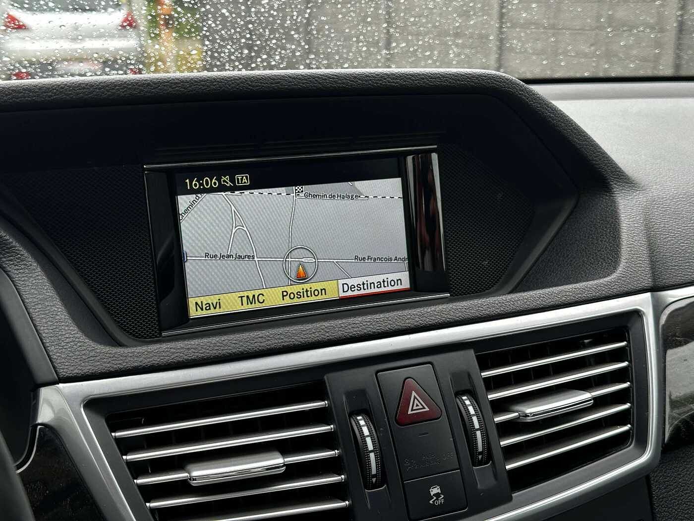 Mercedes-Benz E 220 CDI BE Avantgarde AUTOMATIQUE/XENON/LED/CUIR/SENSOR/CRUISE