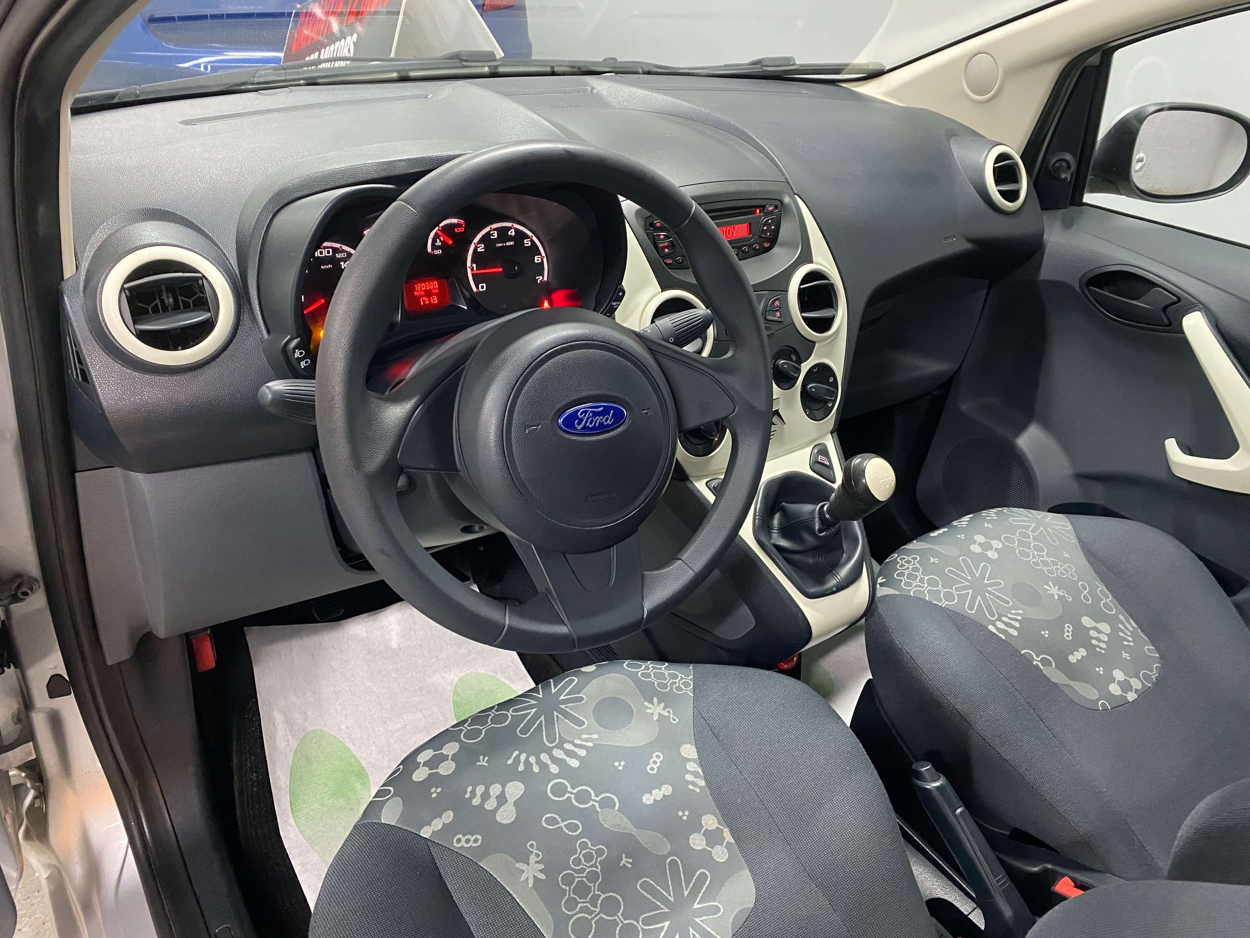 Ford Ka/Ka+ 1.2i CHAMPIONS ÉDITION 🏳️ GARANTIE 12 MOIS 🏳️