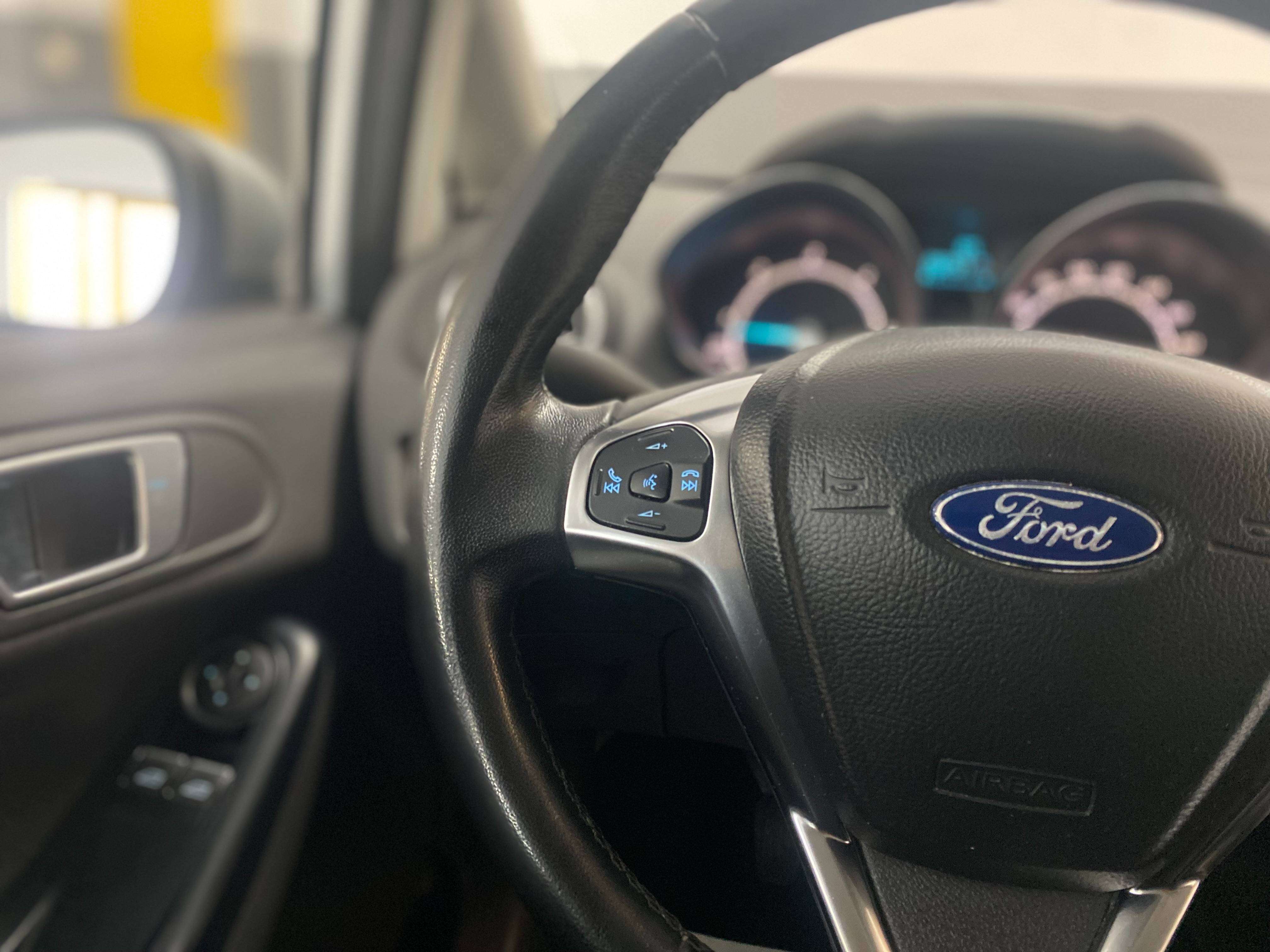 Ford Fiesta Fiesta 1.5 TDCi Trend // GARANTIE 12 MOIS+ESSAIS ROUTIER+CT+CARPASS//