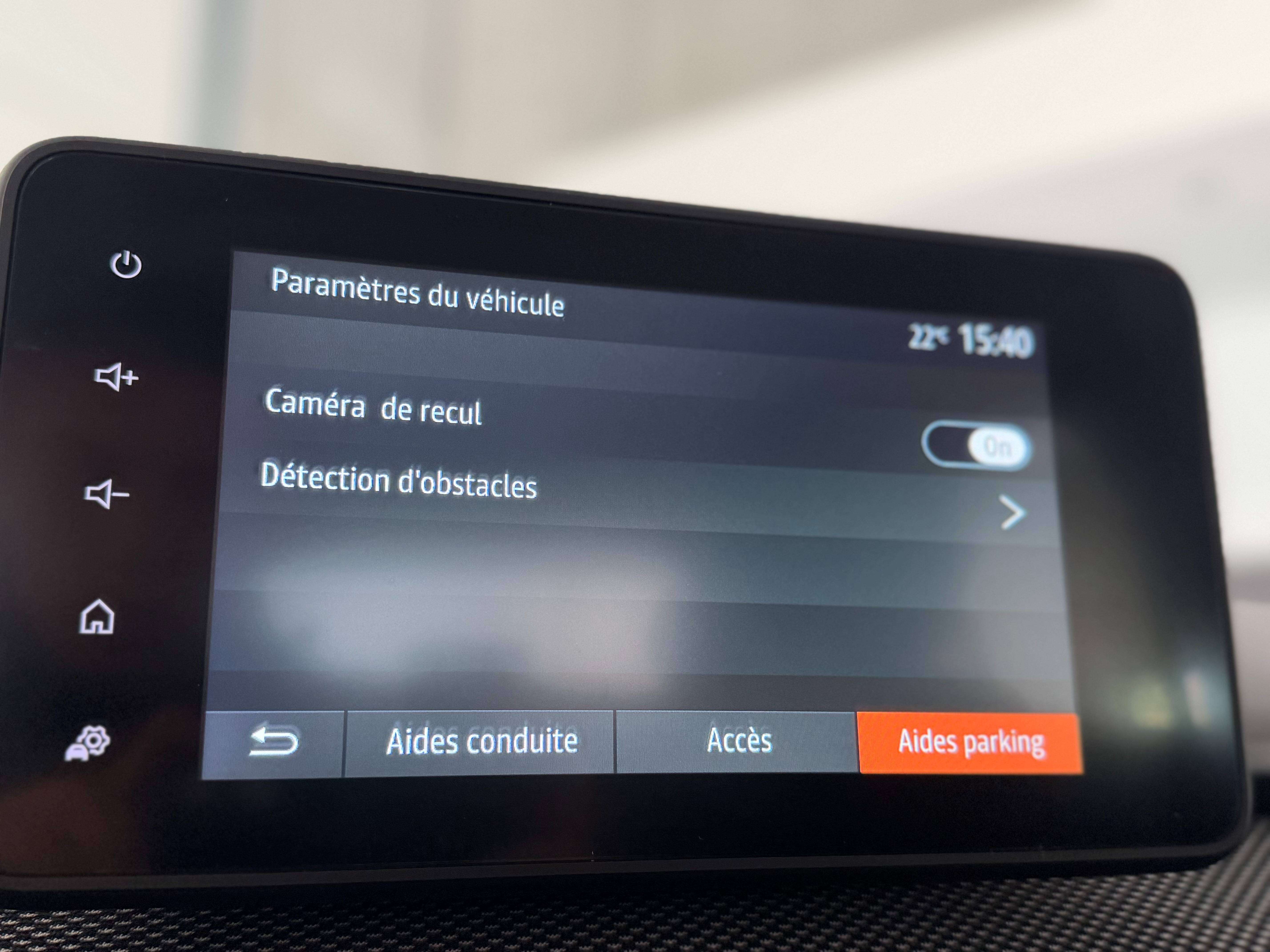 Dacia Sandero 1.0i Expression, Camera de recul, Capteurs AV/AR, Car-Play, GPS