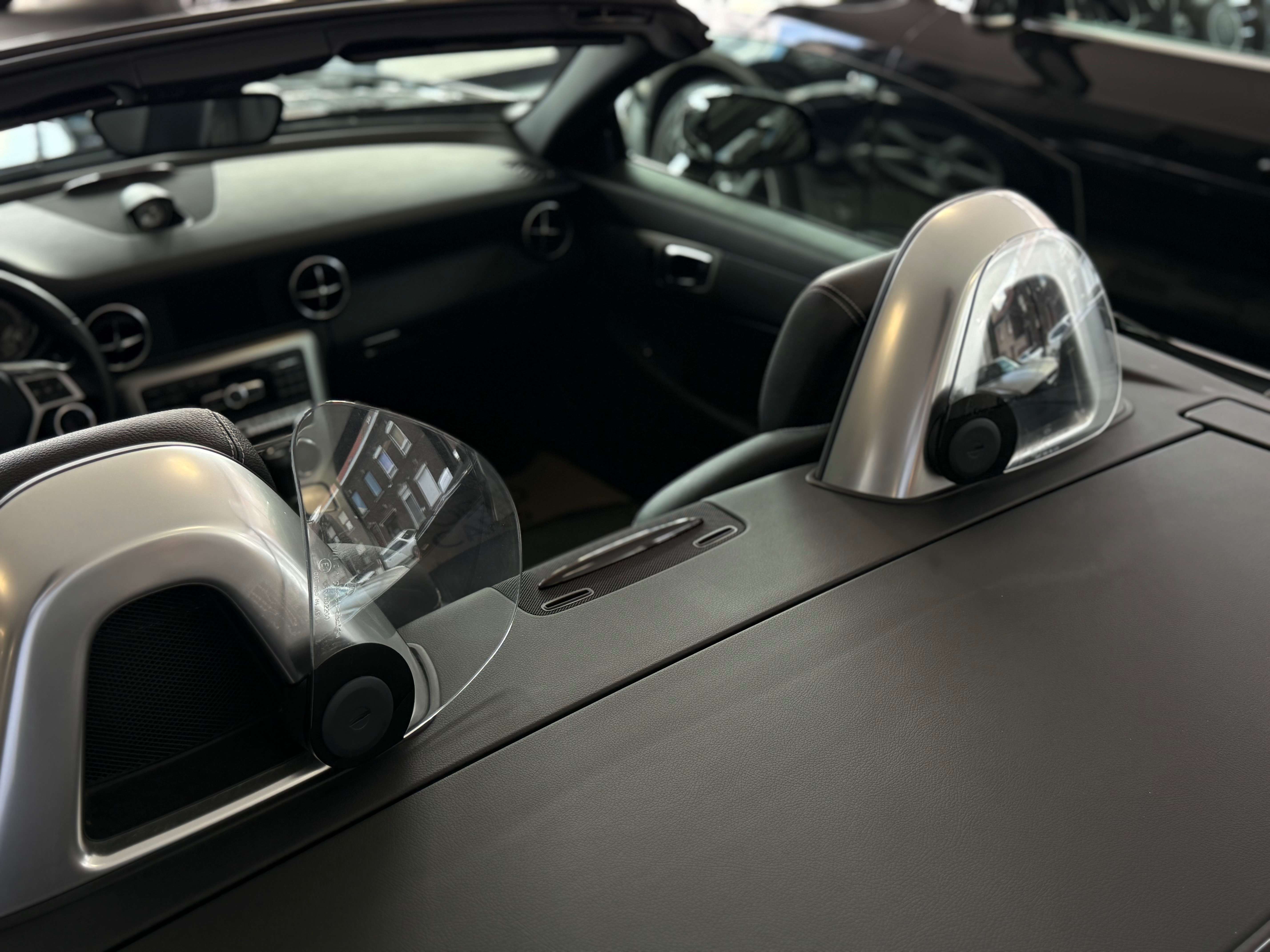 Mercedes-Benz SLK 200 AUTOMATIQUE - AIRSCARF - NAVIGATION - LED - GARANTIE 12MOIS