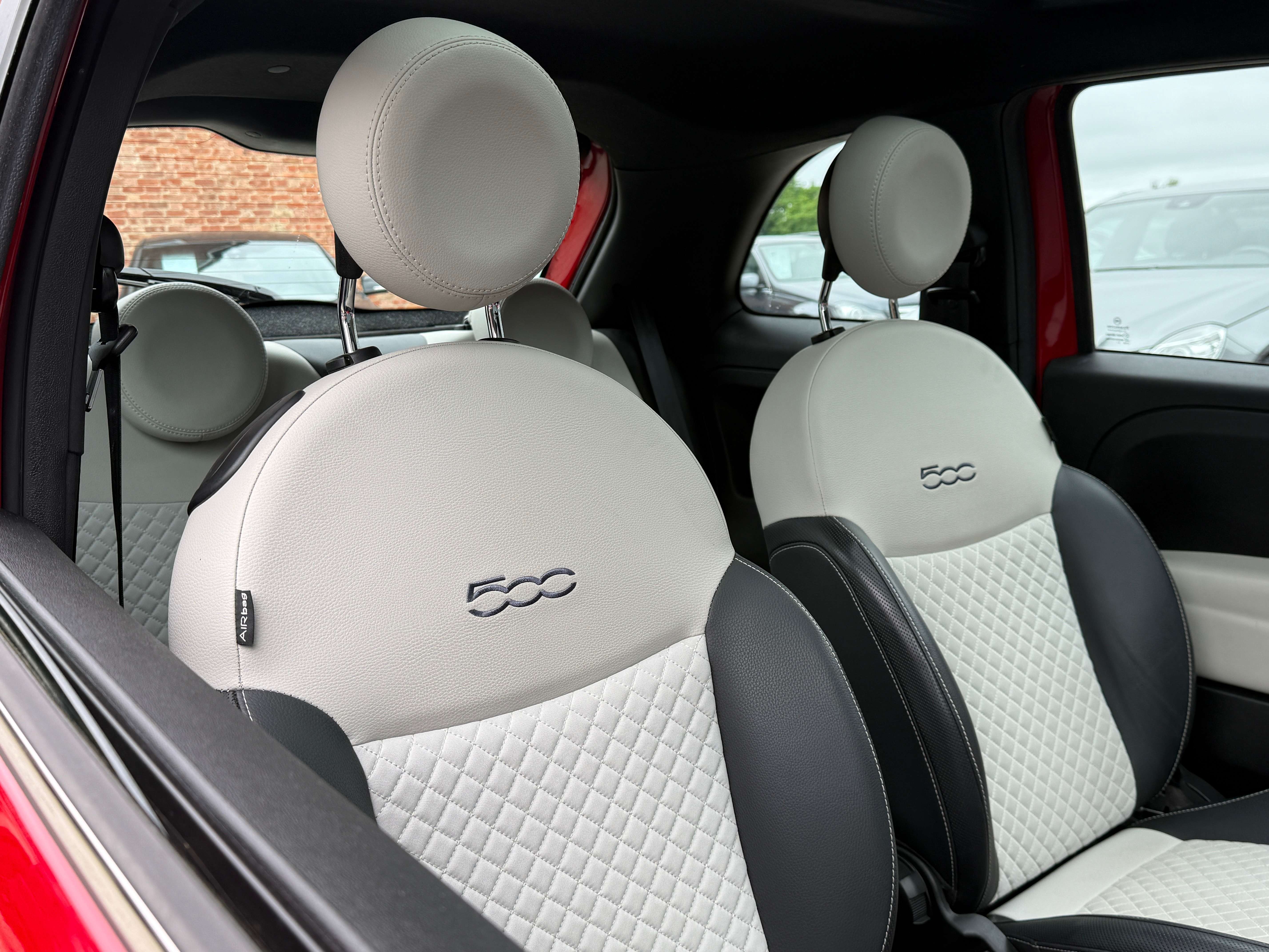 Fiat 500 500 1.0i MHEV Dolcevita /CarPlay/Pano/Navi/Led/Garantie/