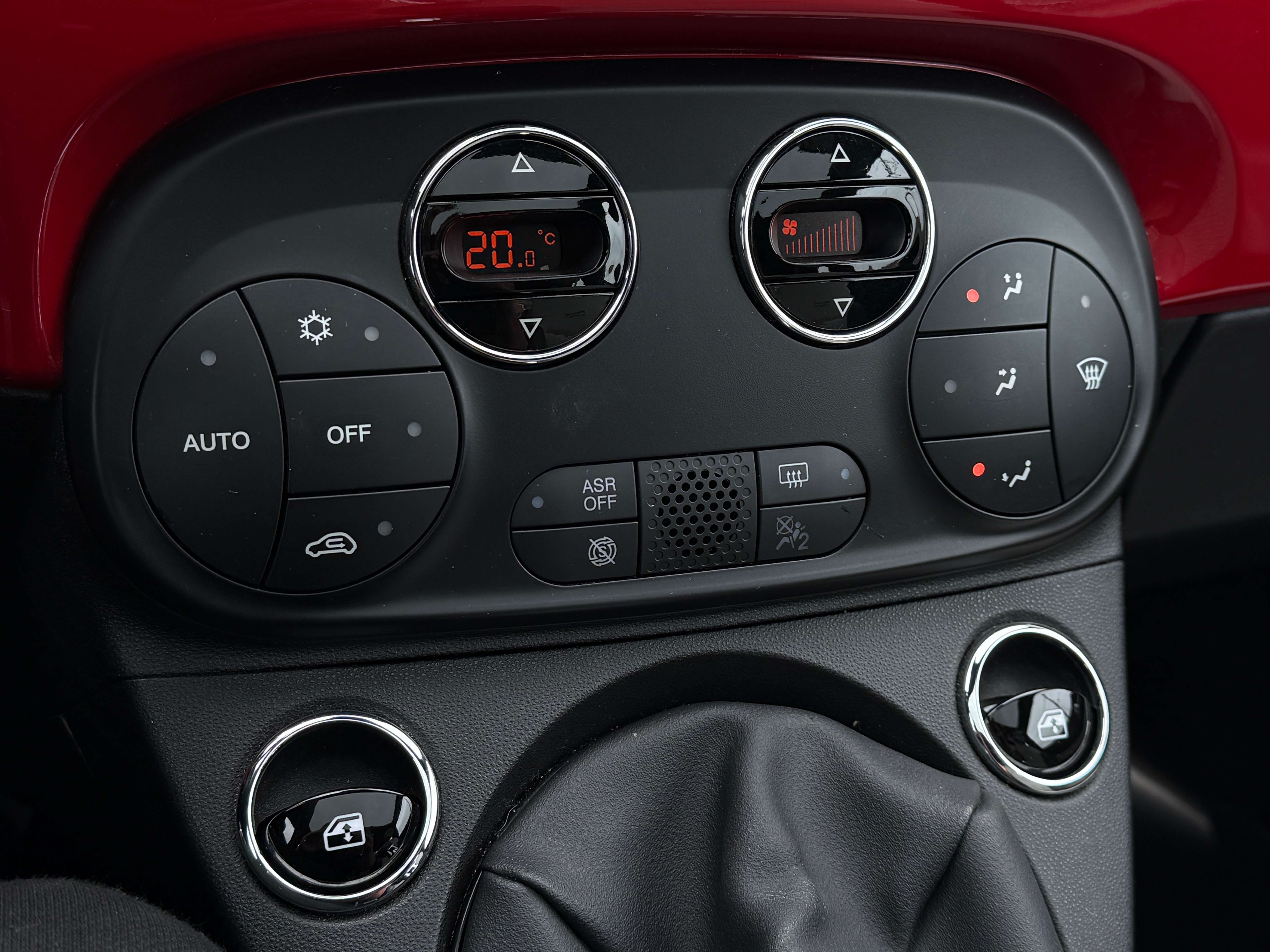 Fiat 500 500 1.0i MHEV Dolcevita /CarPlay/Pano/Navi/Led/Garantie/