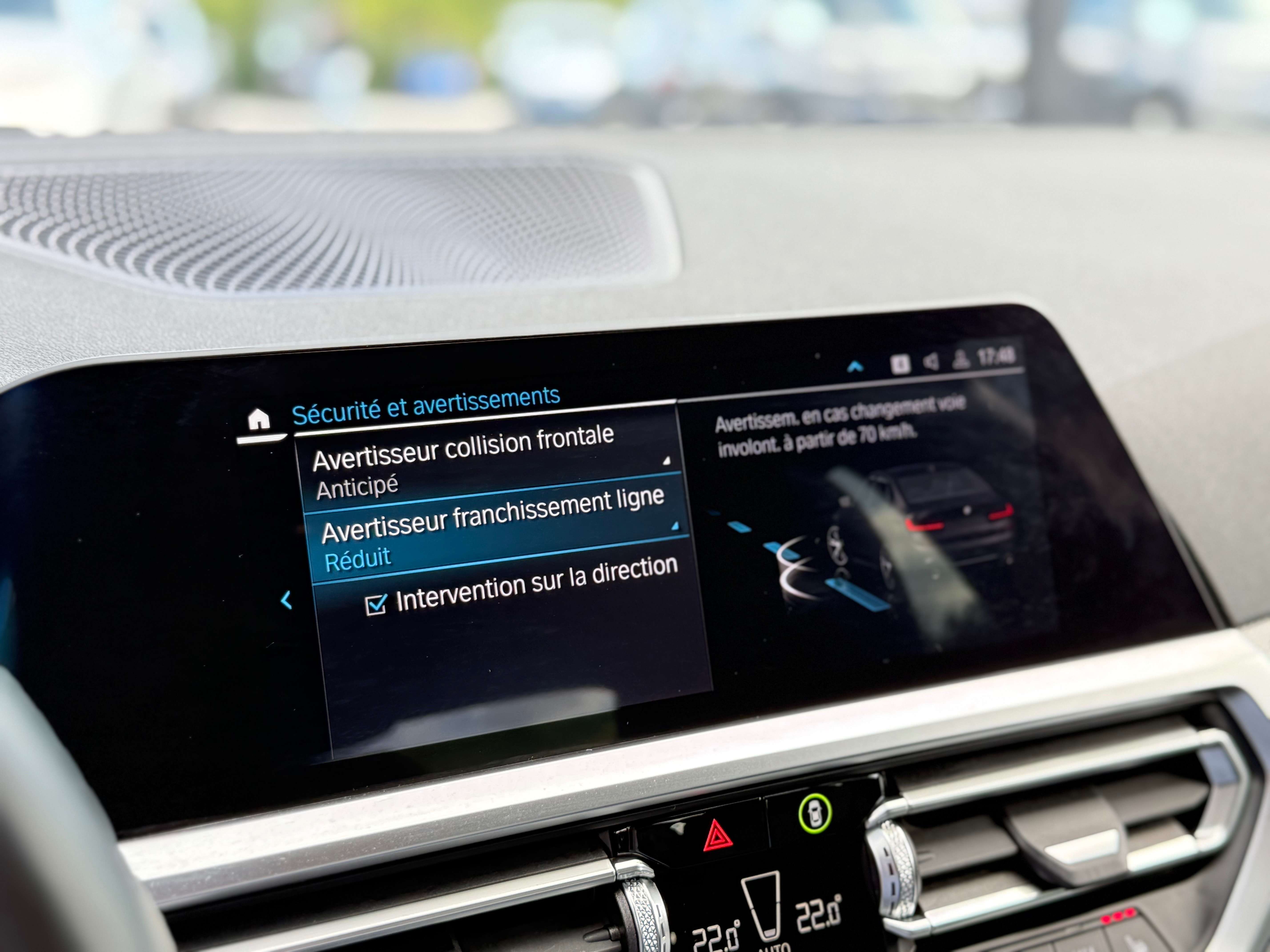 BMW 330 eA PHEV PACK M - COCKPIT - CAMERA - LINE ASSIST - FRONT ASSIST - PARK ASSIST - GARANTIE 12 MOIS