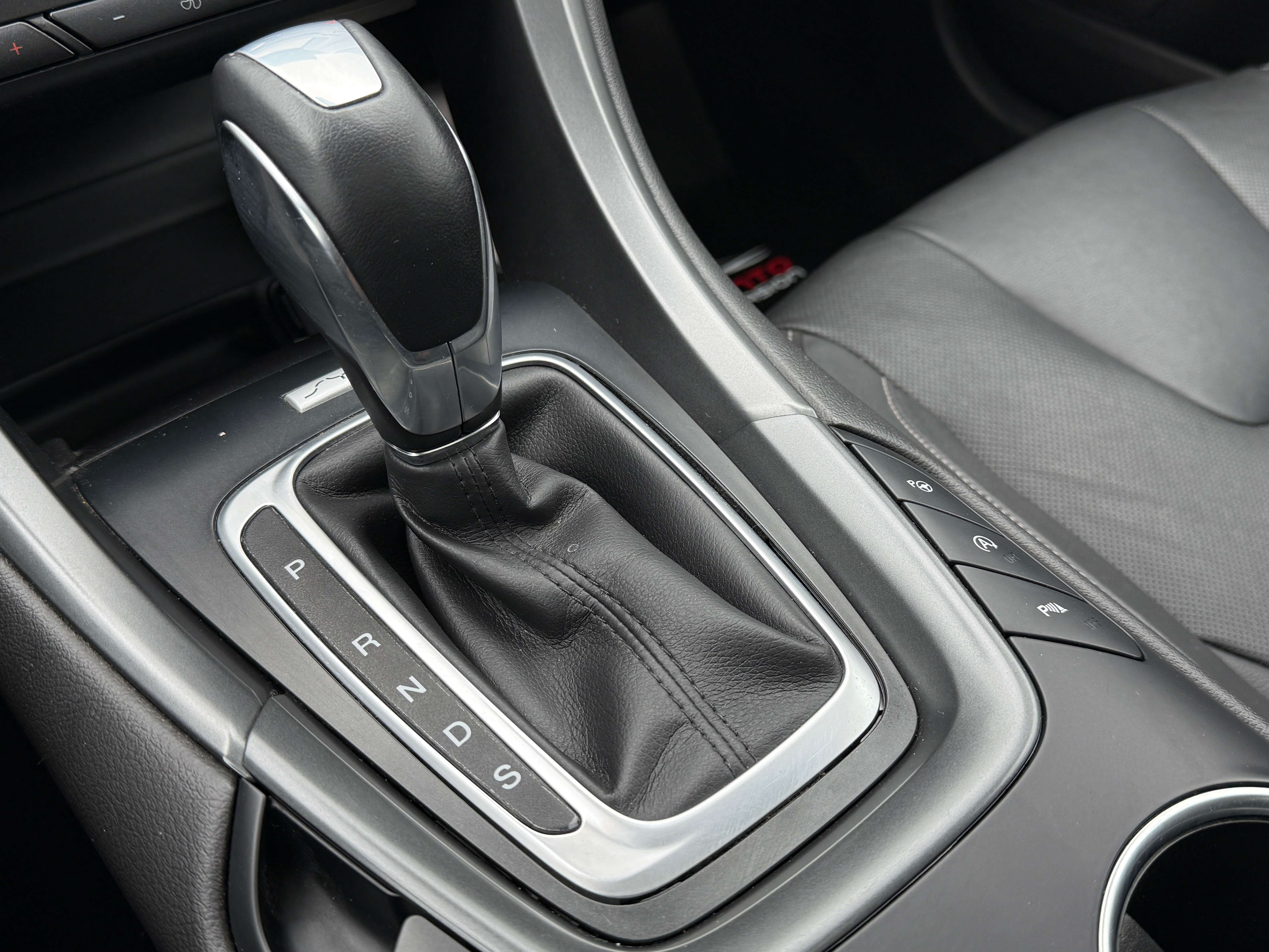 Ford Mondeo Mondeo SW 1.5 EcoBoost Titanium /Navi/Cuir/Pano/Led/Cam./Garantie/