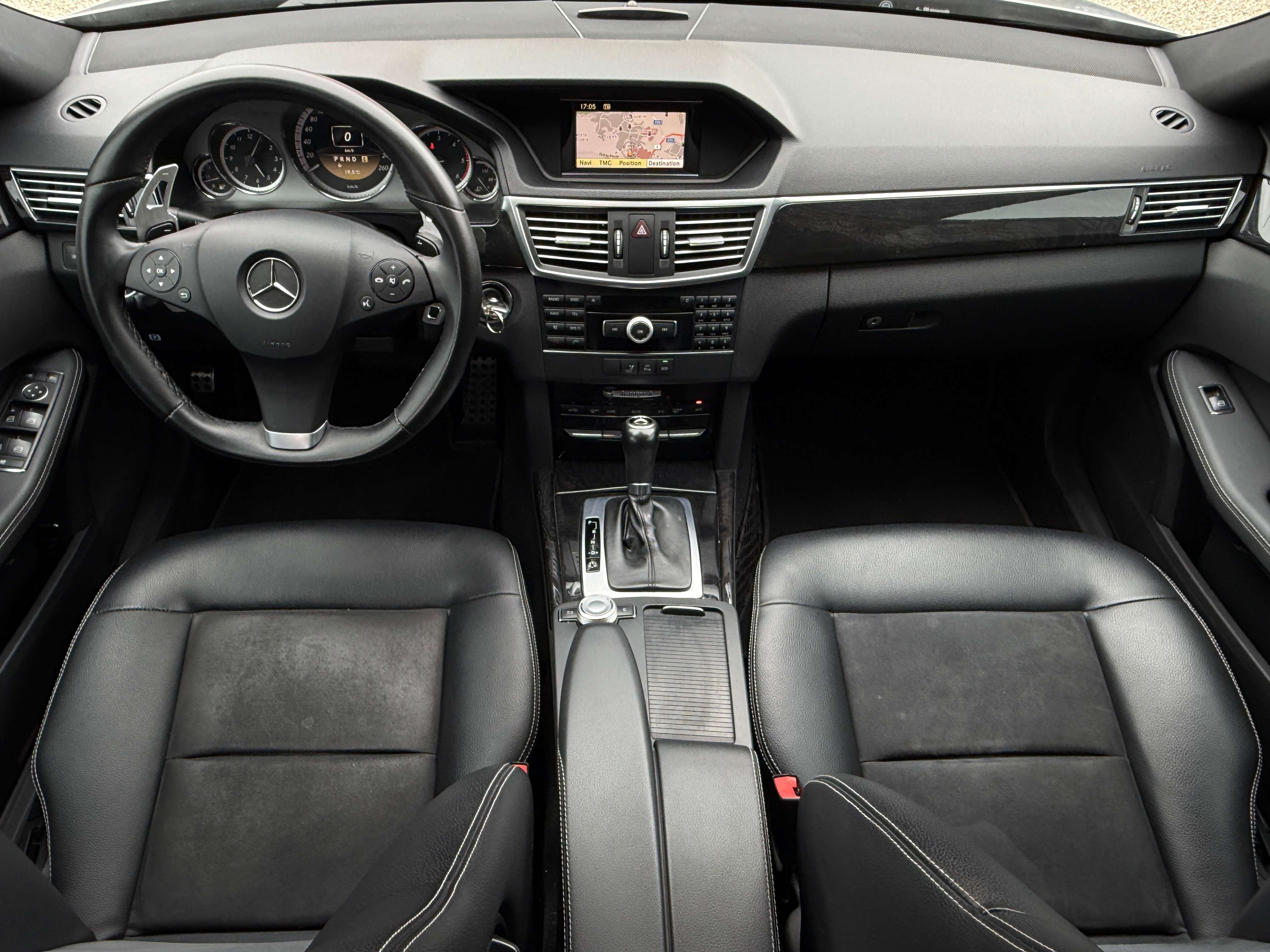 Mercedes-Benz E 200 E 200 CDI AMG LINE /BtAuto/Navi/Pdc/Xénon/J.a/
