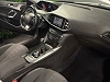 Peugeot 308 II PHASE 2 ALLURE 1.2 TURBO 130 Cv APPLE CARPLAY & ANDROID CAMERA RECUL - GARANTIE 1 AN thumbnail