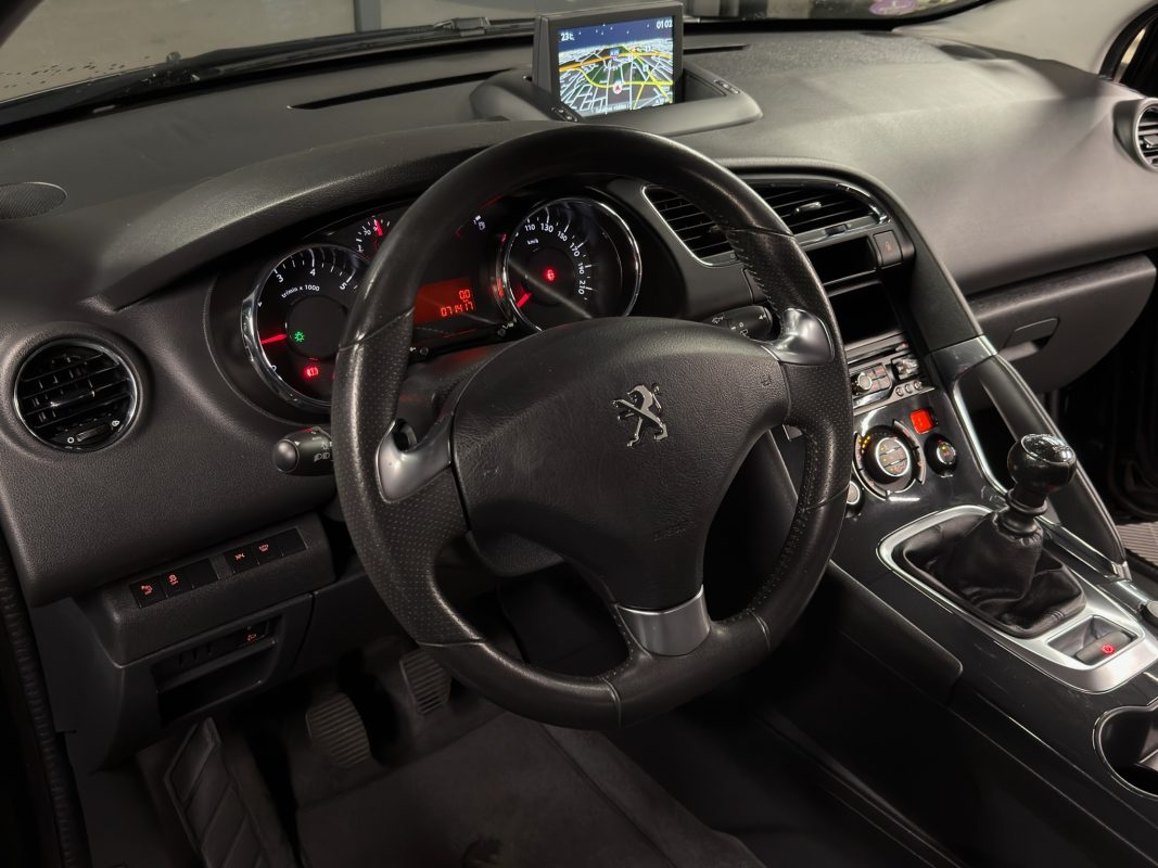 Peugeot 3008 PHASE 2 STYLE 1.2 TURBO 130 Cv 1ERE MAIN - GARANTIE 1 AN
