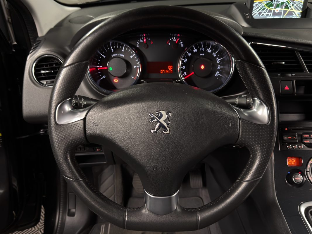 Peugeot 3008 PHASE 2 STYLE 1.2 TURBO 130 Cv 1ERE MAIN - GARANTIE 1 AN