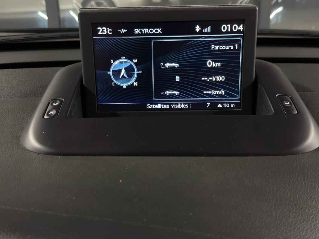 Peugeot 3008 PHASE 2 STYLE 1.2 TURBO 130 Cv 1ERE MAIN - GARANTIE 1 AN