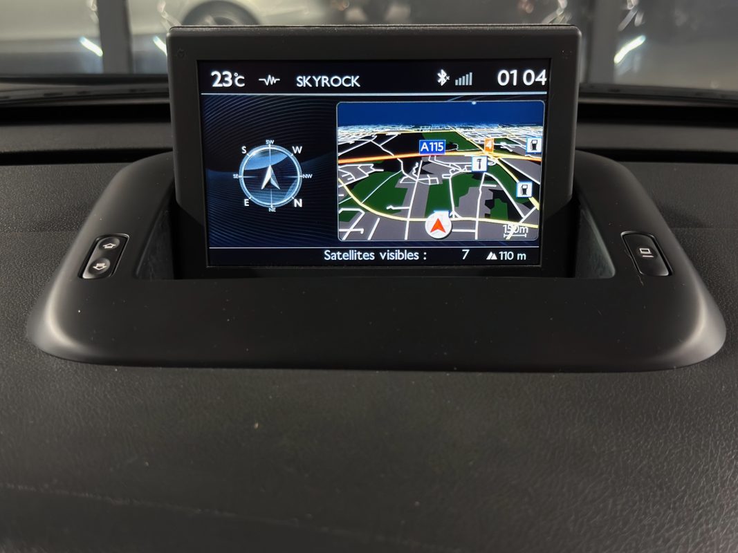 Peugeot 3008 PHASE 2 STYLE 1.2 TURBO 130 Cv 1ERE MAIN - GARANTIE 1 AN
