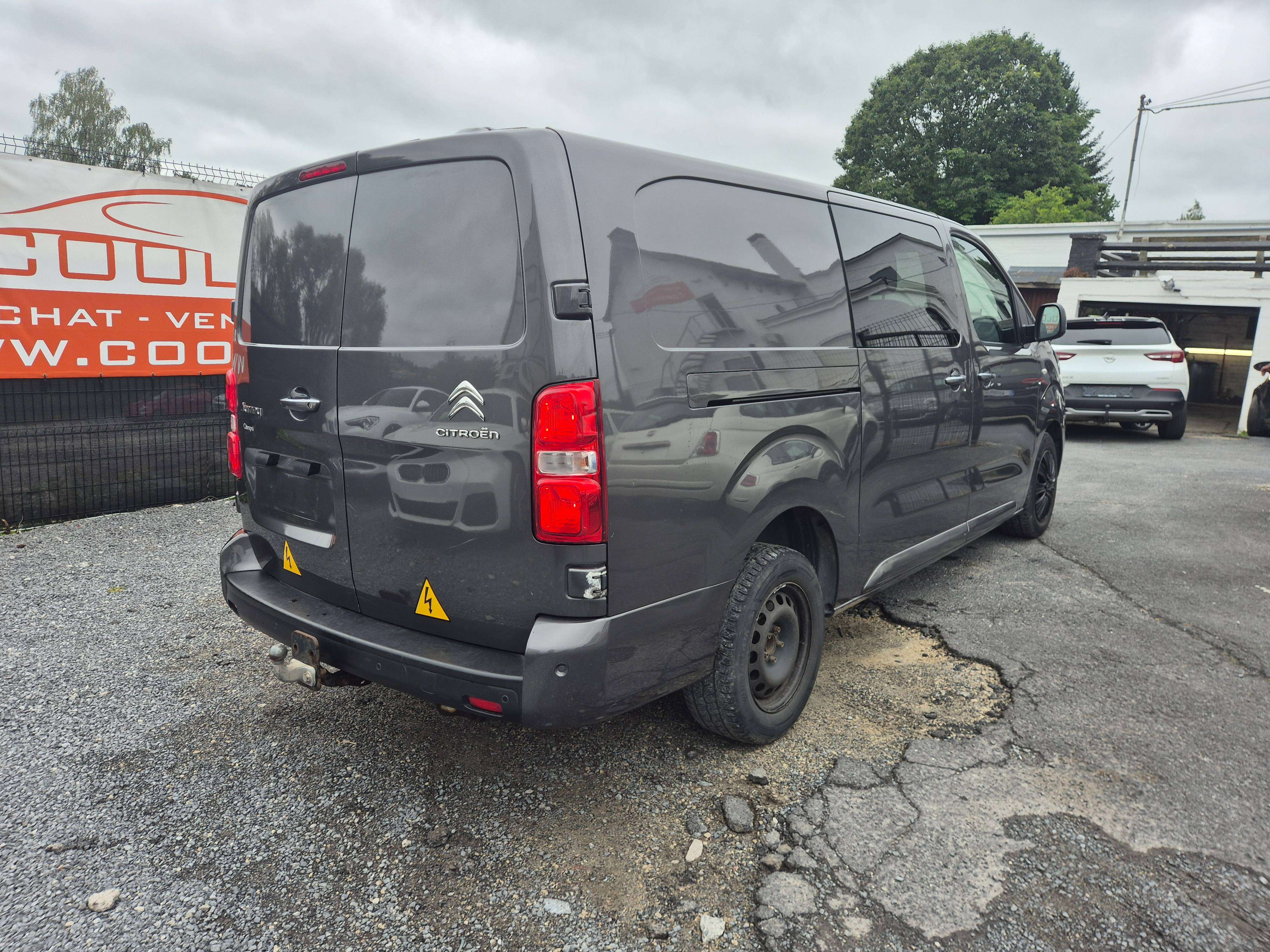 Citroen Jumpy Fourgon 2.0 BlueHDi XL Driver