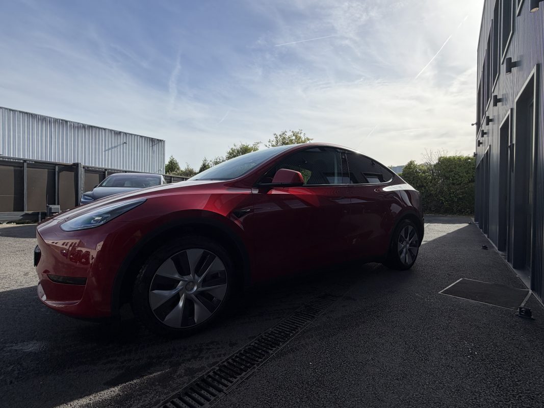 Tesla Model Y STANDARD