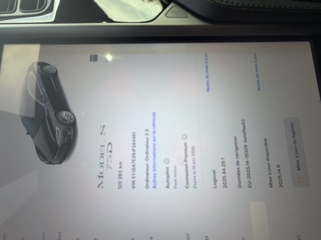 Tesla Model S 75D Dual Motor