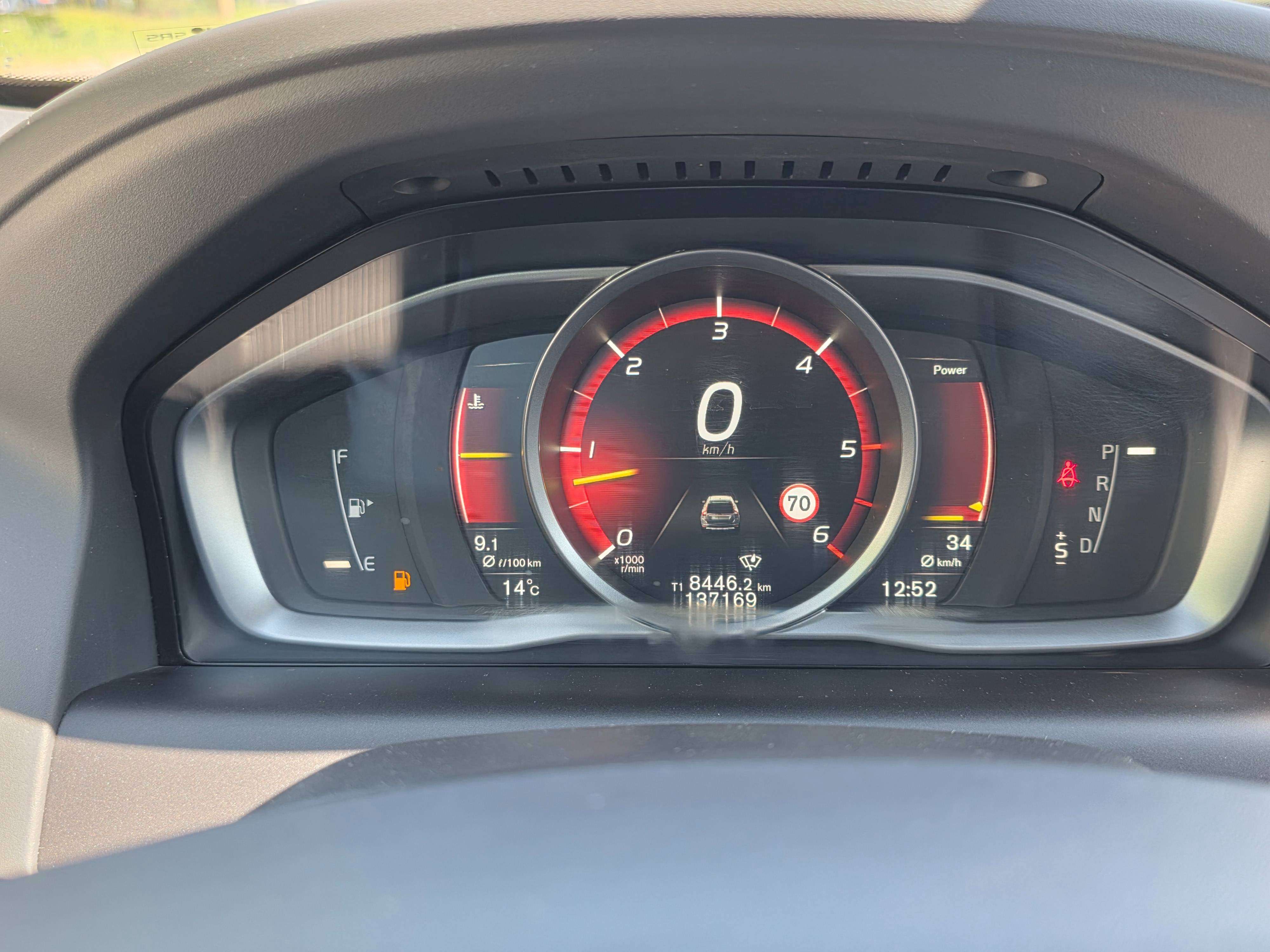 Volvo XC60 2.4 D4 4WD Geartronic 1°EIG. PERFECTE STAAT MET VEEL OPTIES !!